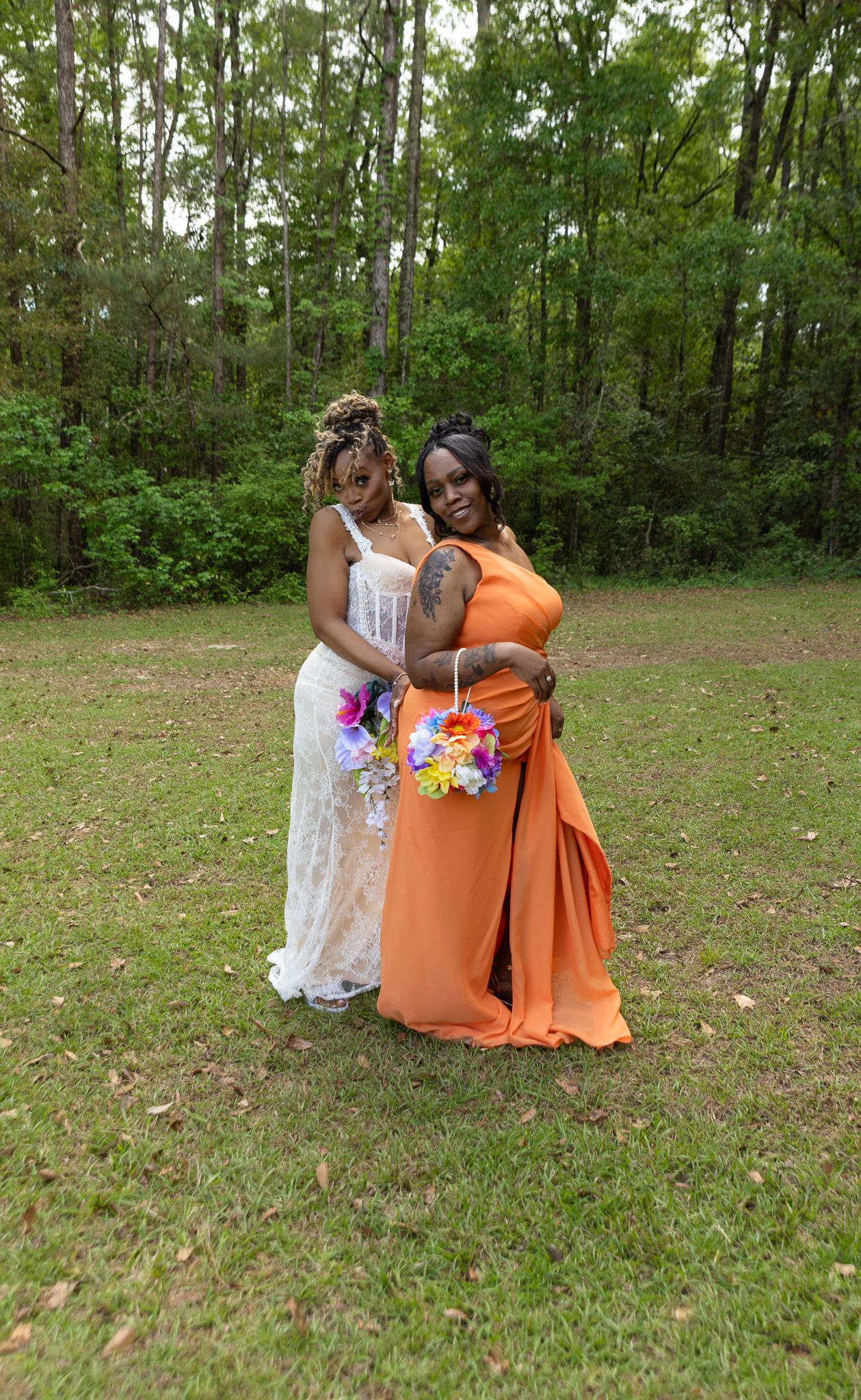 Candid wedding reception moment at Georgia backyard wedding, Kaylin Ross Photography
