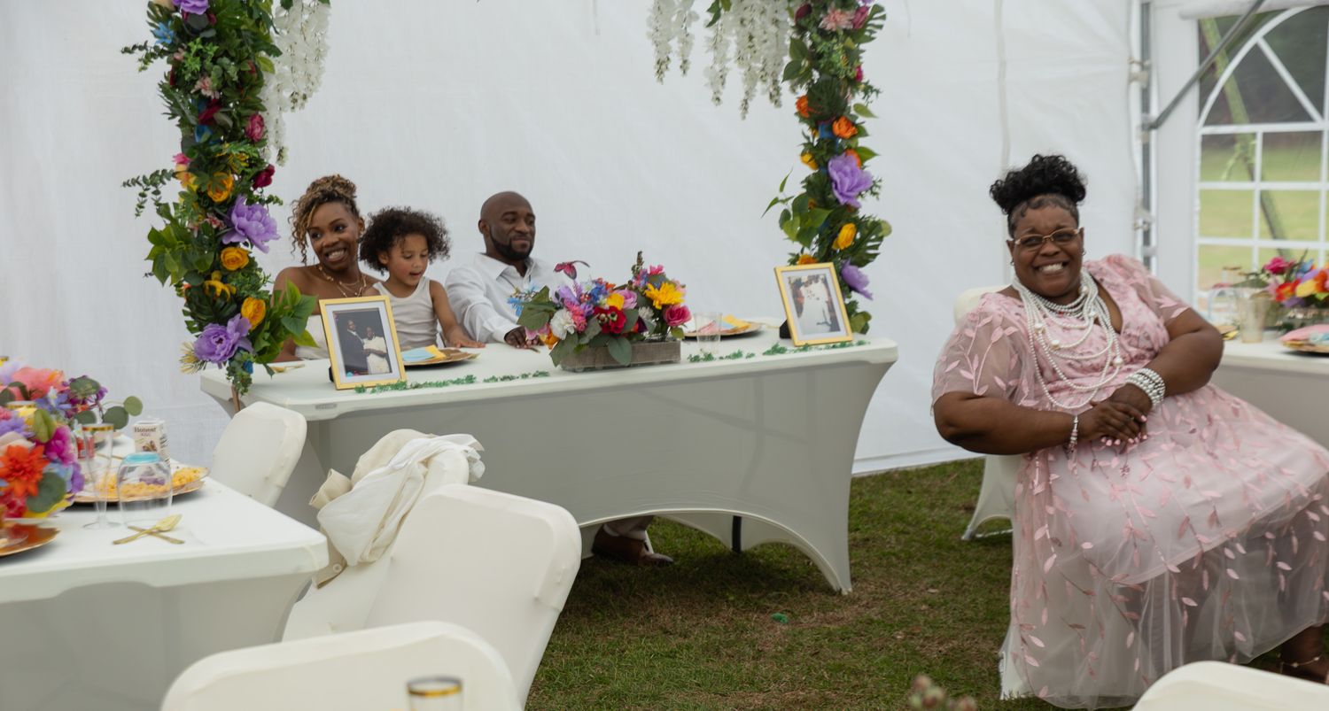 Candid wedding reception moment at Georgia backyard wedding, Kaylin Ross Photography