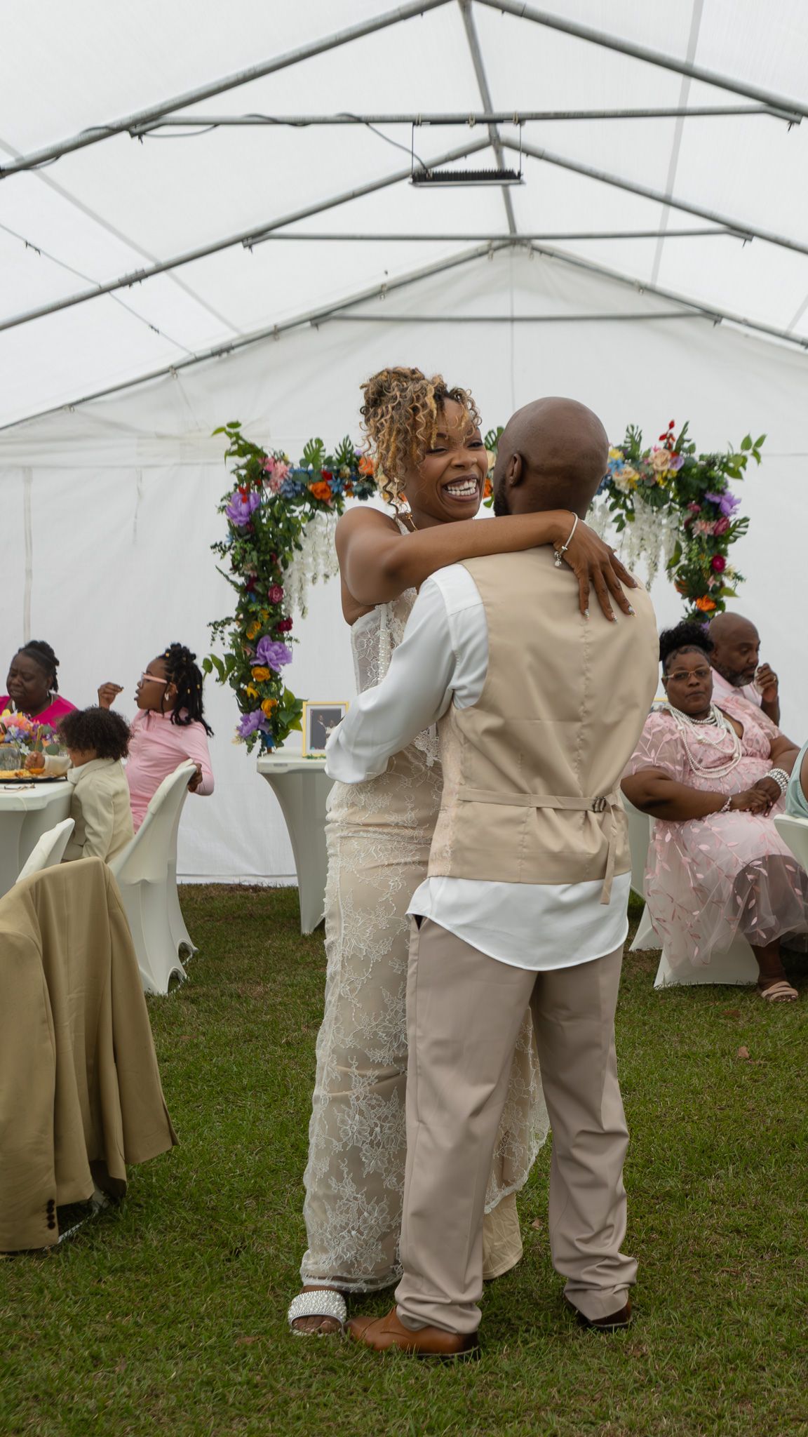 Candid wedding reception moment at Georgia backyard wedding, Kaylin Ross Photography