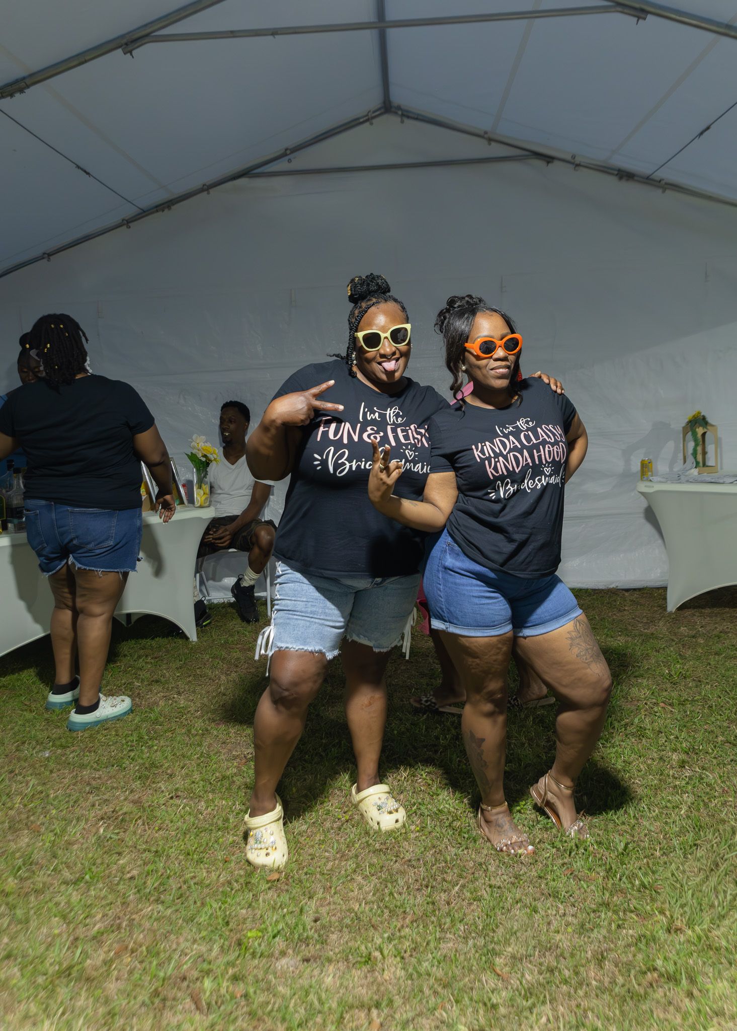 Candid wedding reception moment at Georgia backyard wedding, Kaylin Ross Photography