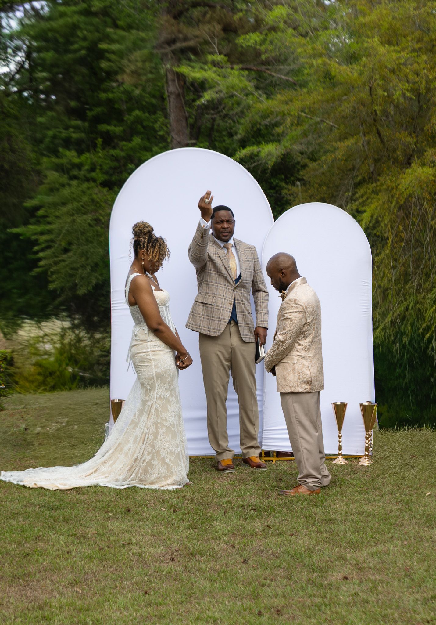 Outdoor backyard wedding ceremony in Georgia photographed by Kaylin Ross Photography