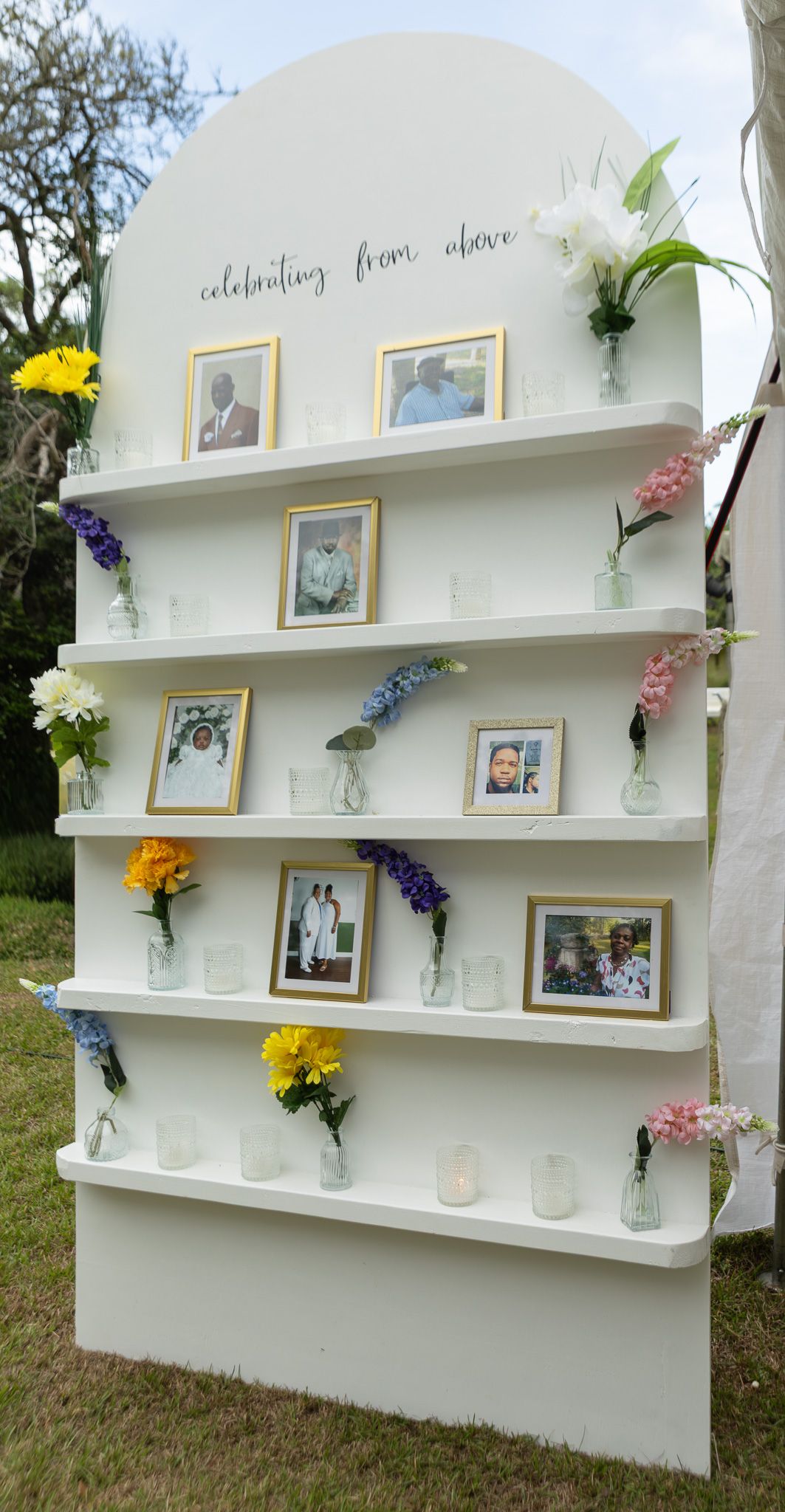 Candid wedding reception moment at Georgia backyard wedding, Kaylin Ross Photography