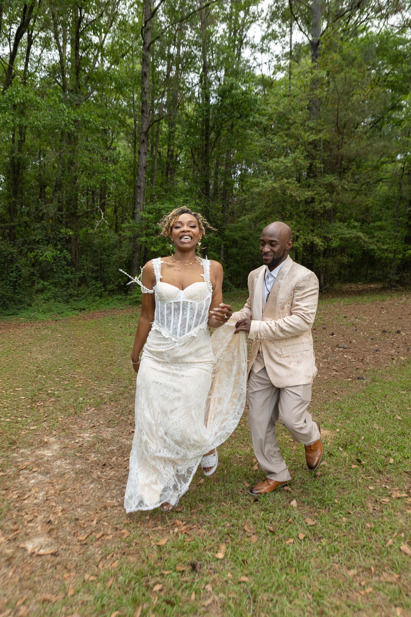 Bride and groom portraits at intimate backyard wedding in Georgia, Kaylin Ross Photography