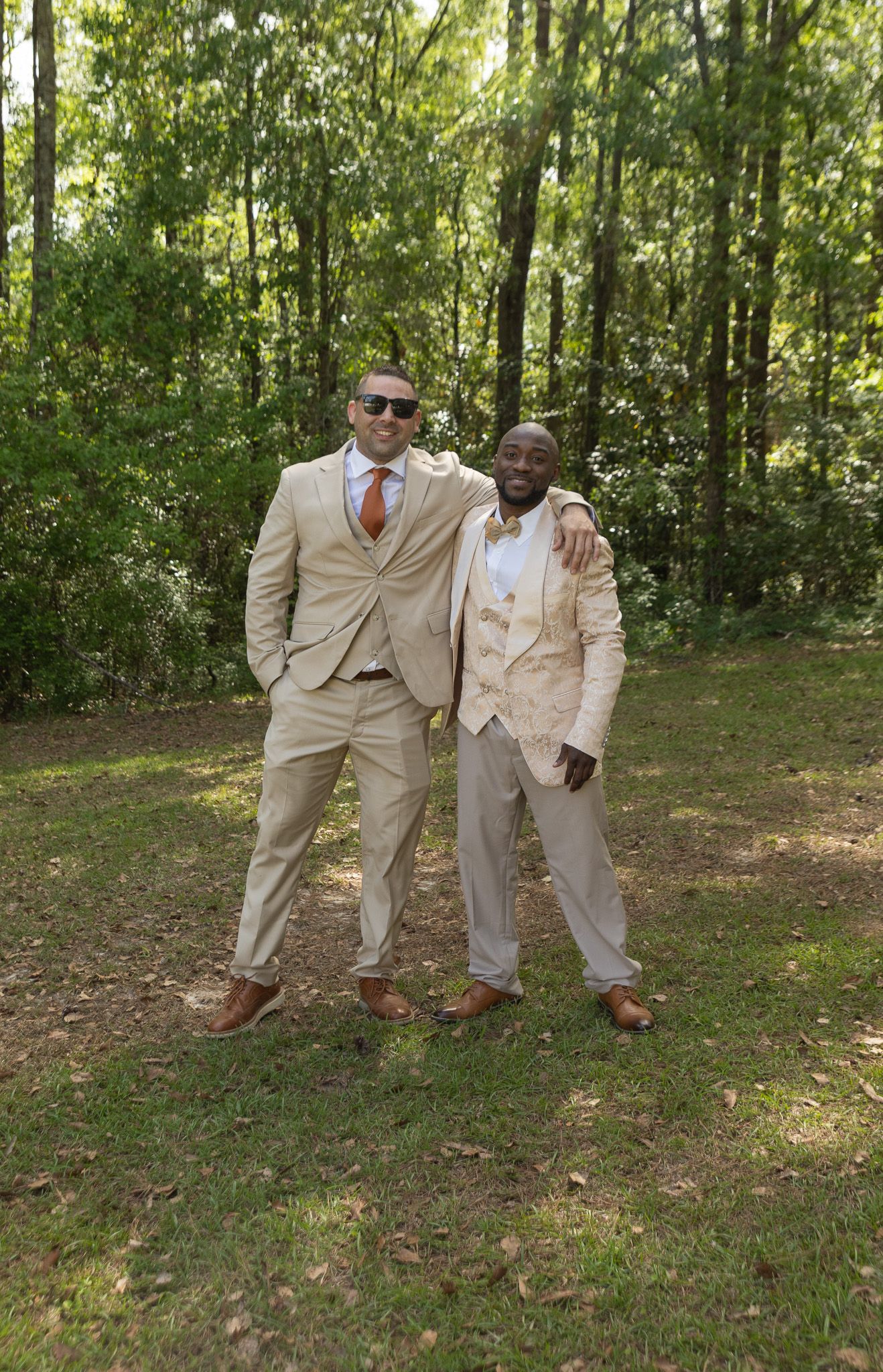 Candid wedding reception moment at Georgia backyard wedding, Kaylin Ross Photography