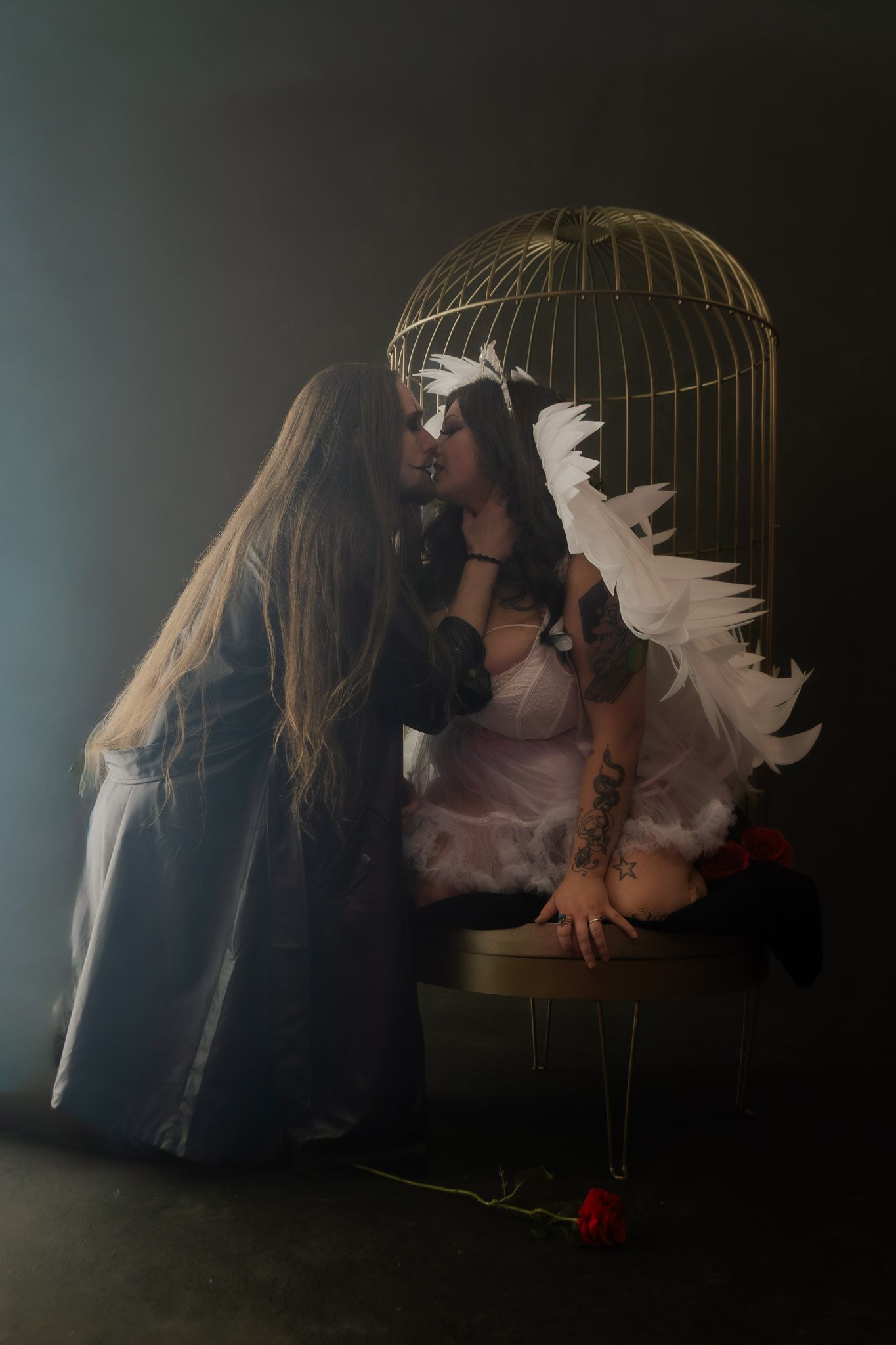Spooky season creative photography session, styled editorial portraits by Kaylin Ross Photography