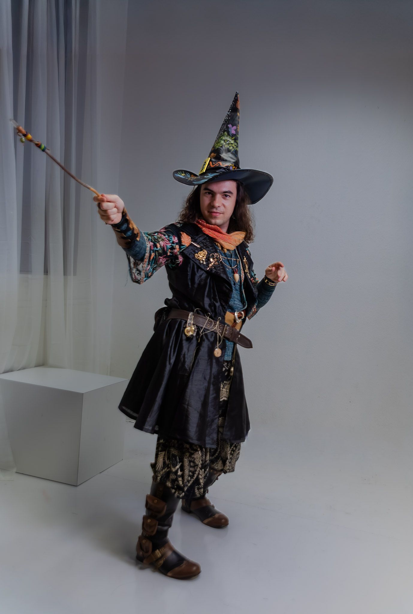 Spooky season creative photography session, styled editorial portraits by Kaylin Ross Photography