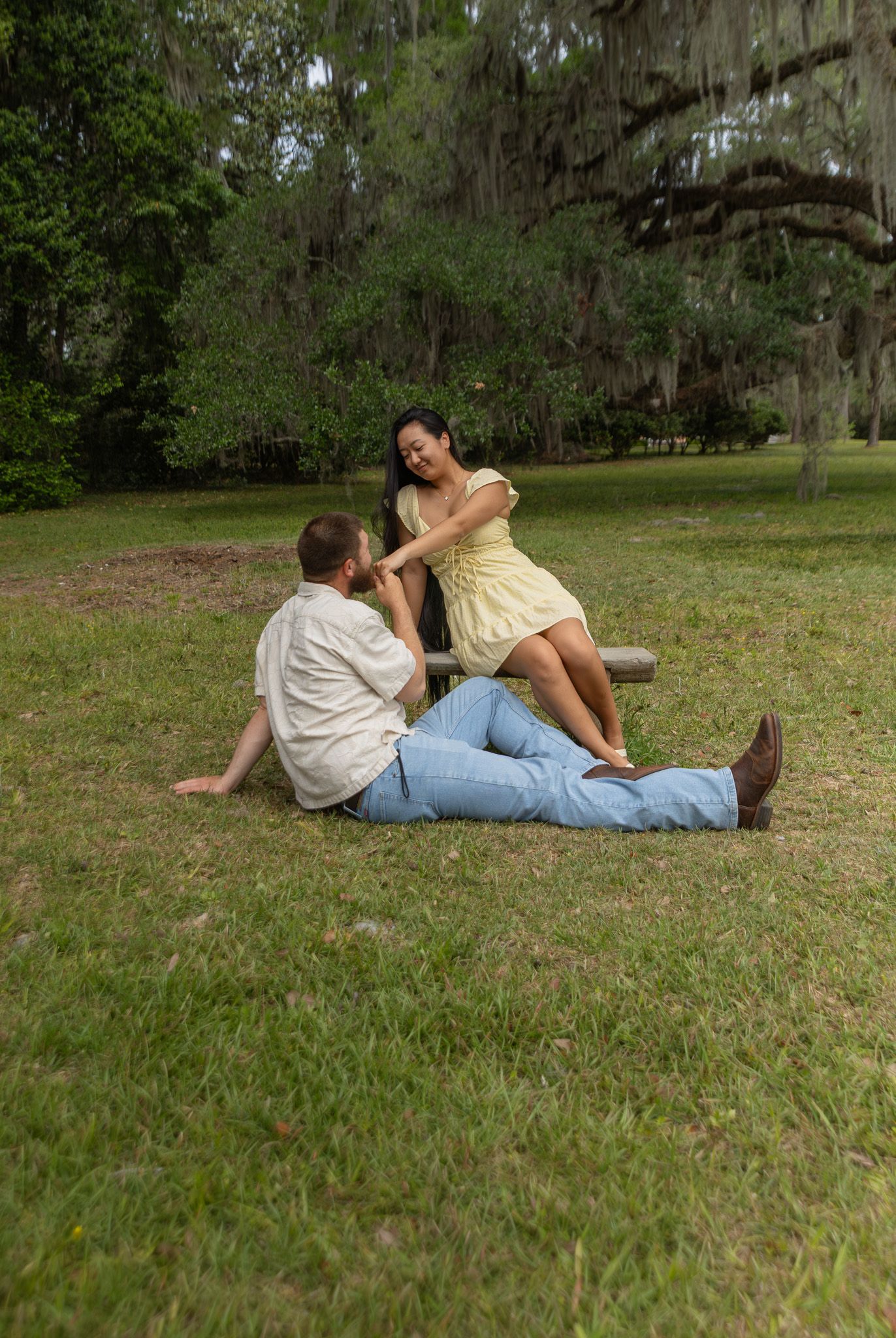 Outdoor couples session among gardens at Maclay Gardens State Park FL, Kaylin Ross Photography