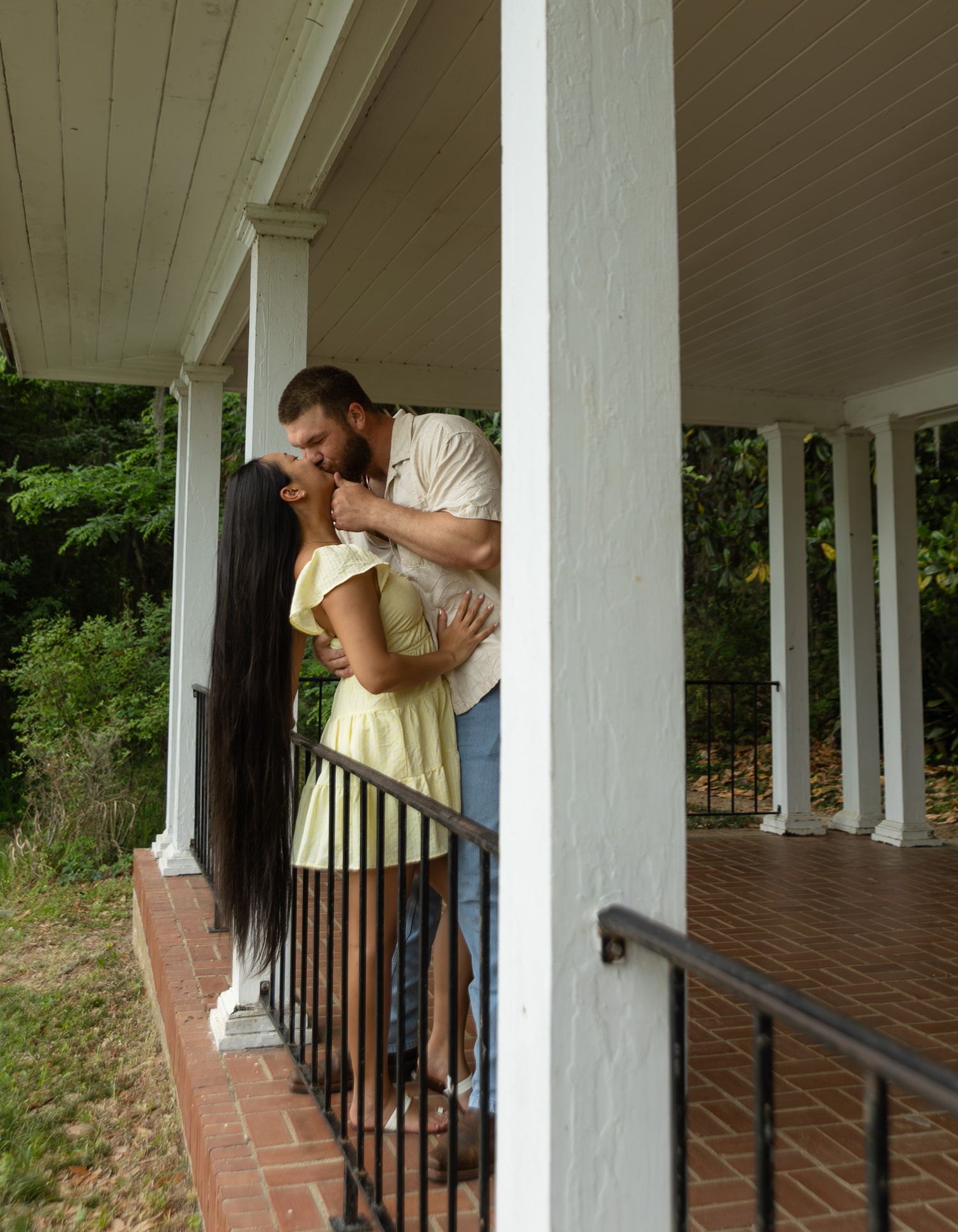 Couples portrait session at Alfred B. Maclay Gardens State Park, Tallahassee Florida, Kaylin Ross Photography