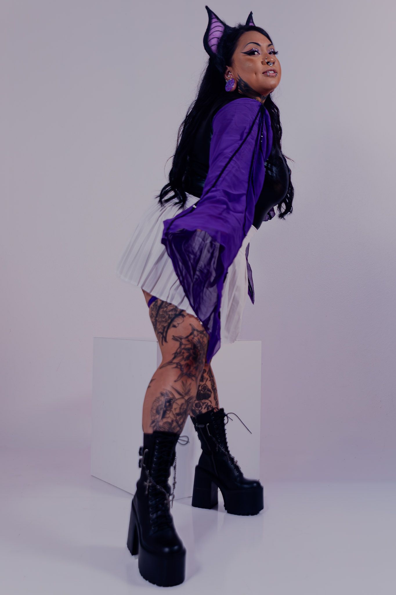 Spooky season creative photography session, styled editorial portraits by Kaylin Ross Photography