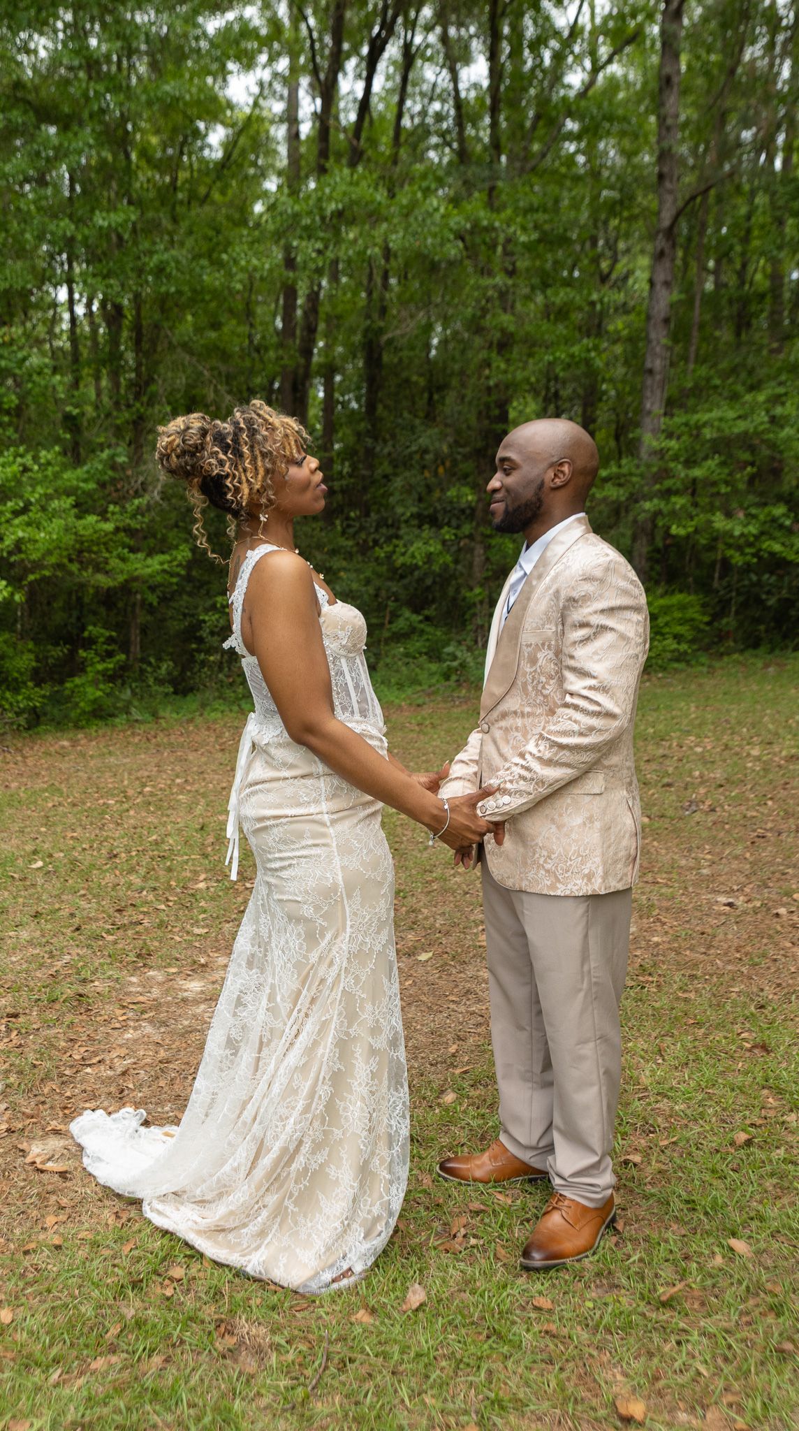 Bride and groom portraits at intimate backyard wedding in Georgia, Kaylin Ross Photography