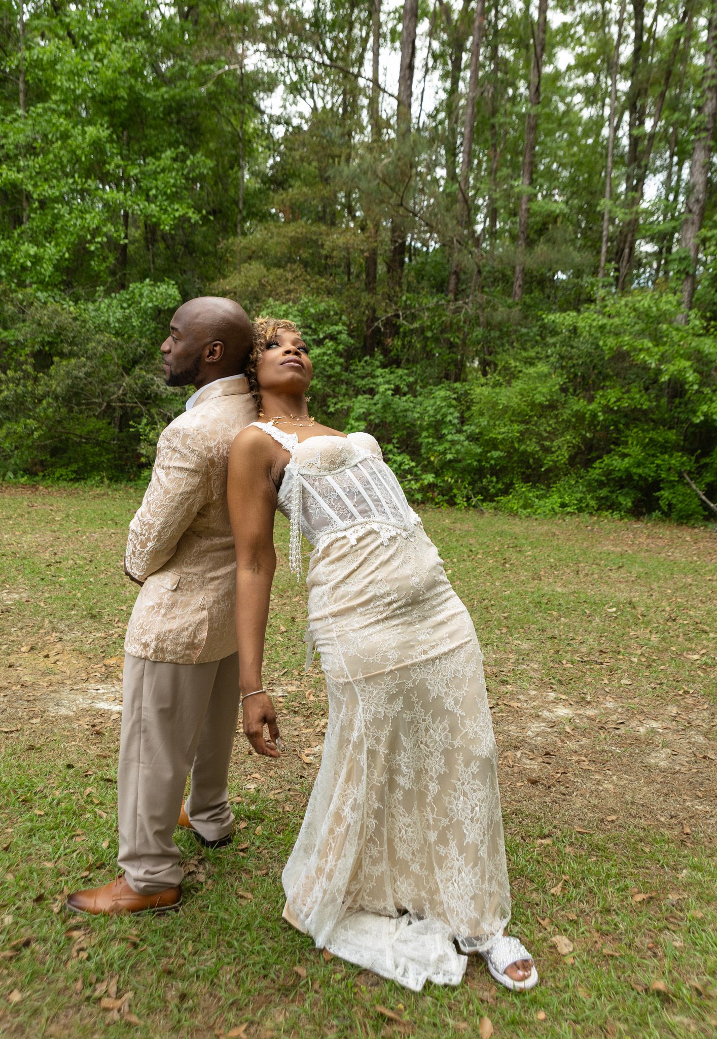 Bride and groom portraits at intimate backyard wedding in Georgia, Kaylin Ross Photography