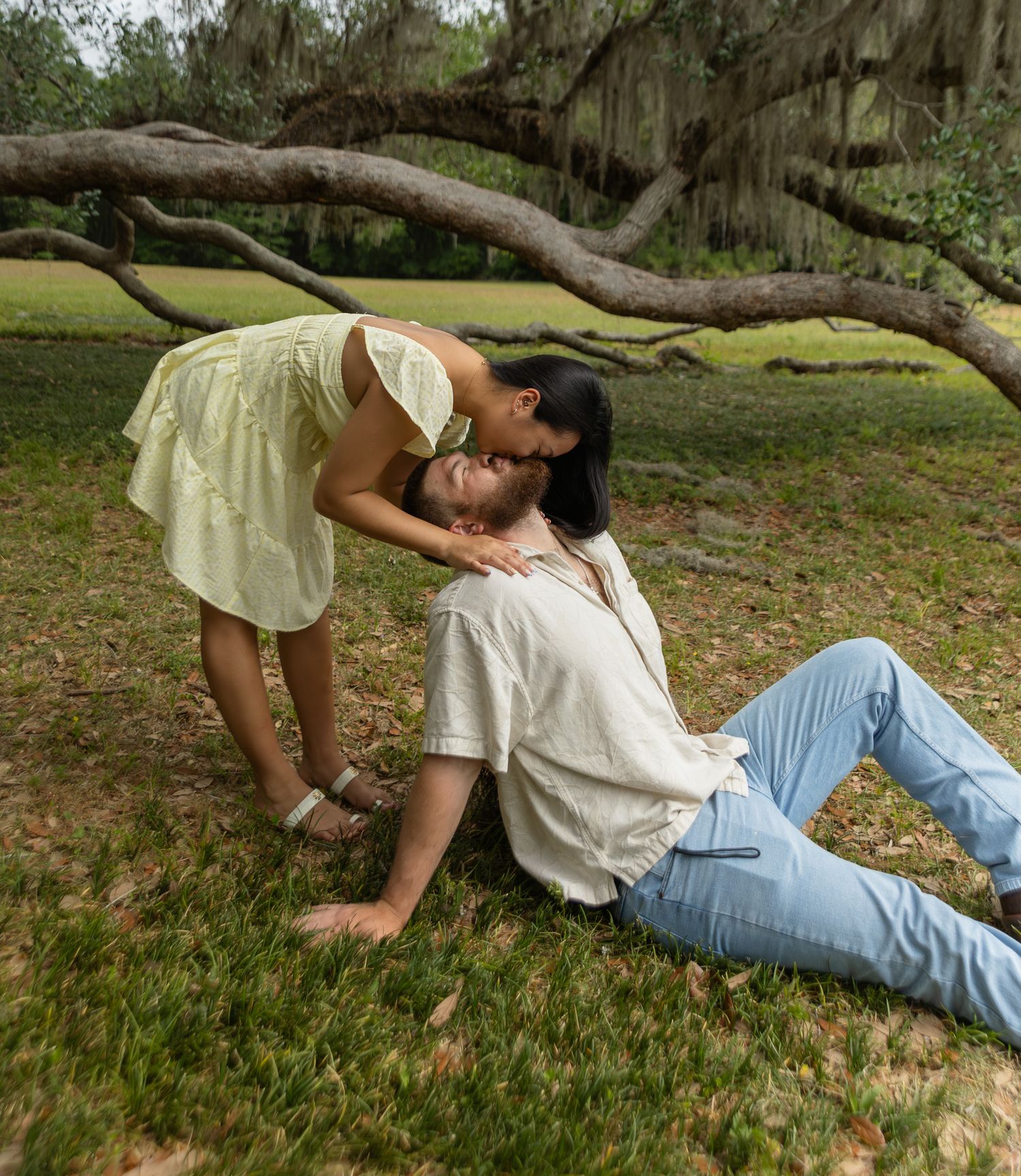 Natural light engagement portraits in Thomasville Georgia by Kaylin Ross Photography