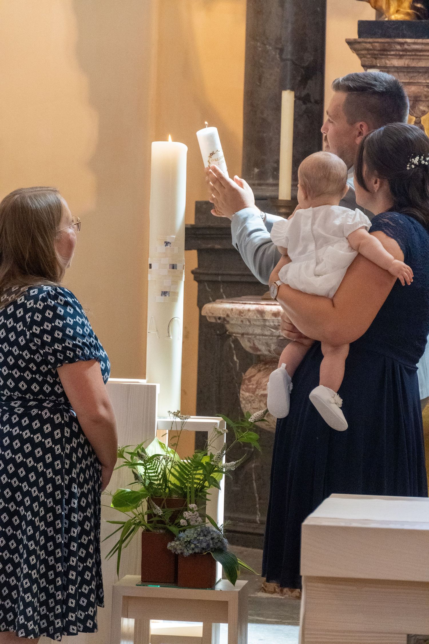 Fotografin in Pregarten im Mühlviertel für Hochzeit, Babybauch, Newborn & Familie – natürliche, emotionale Bilder.