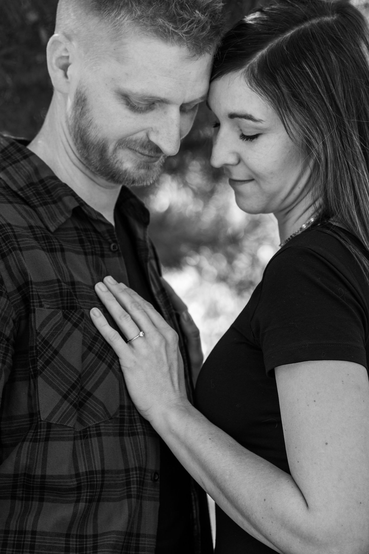 Fotografin in Pregarten im Mühlviertel für Hochzeit, Babybauch, Newborn & Familie – natürliche, emotionale Bilder.