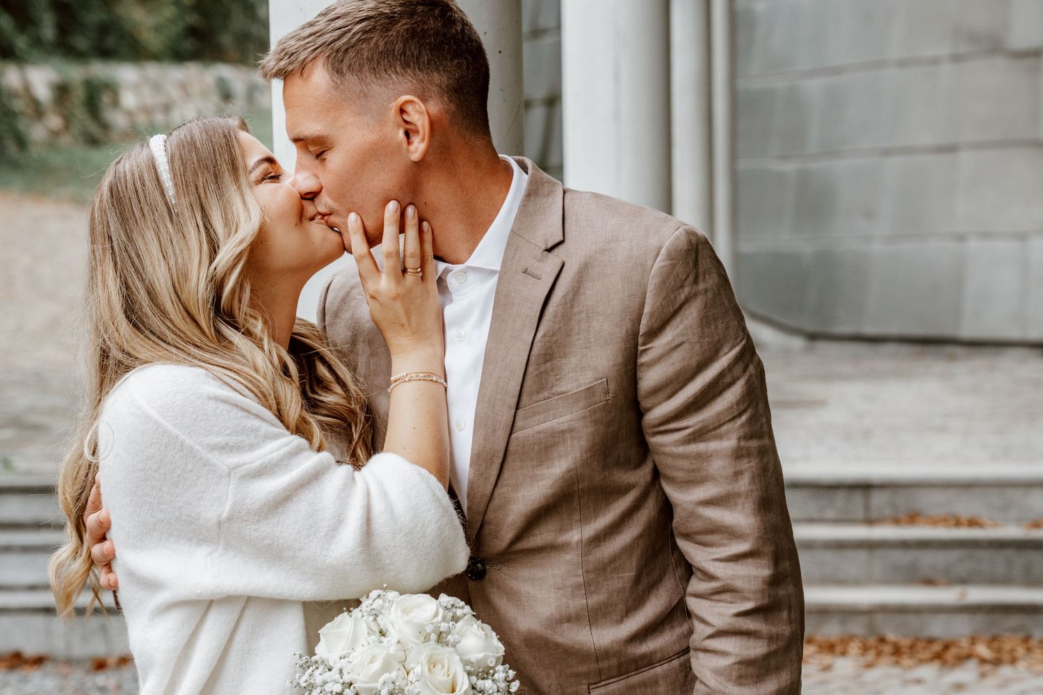 Fotografin in Pregarten im Mühlviertel für Hochzeit, Babybauch, Newborn & Familie – natürliche, emotionale Bilder.