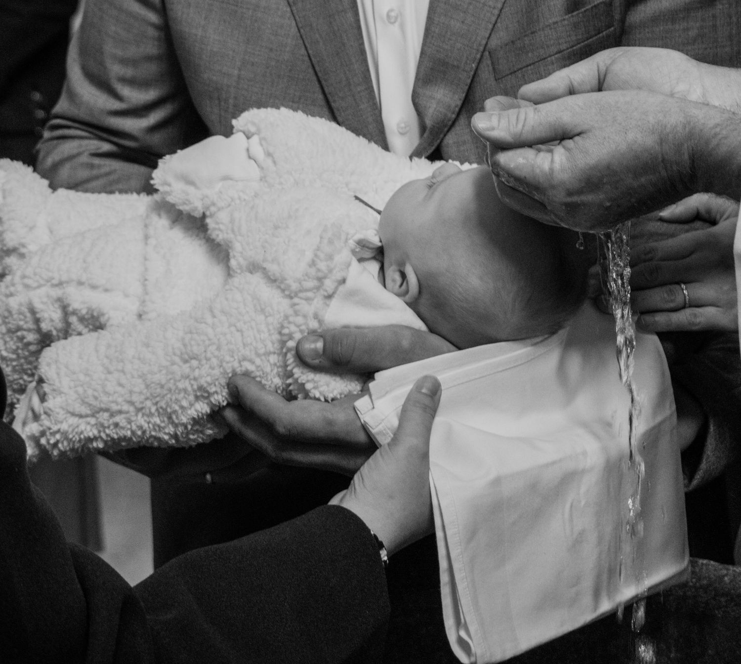 Fotografin in Pregarten im Mühlviertel für Hochzeit, Babybauch, Newborn & Familie – natürliche, emotionale Bilder.