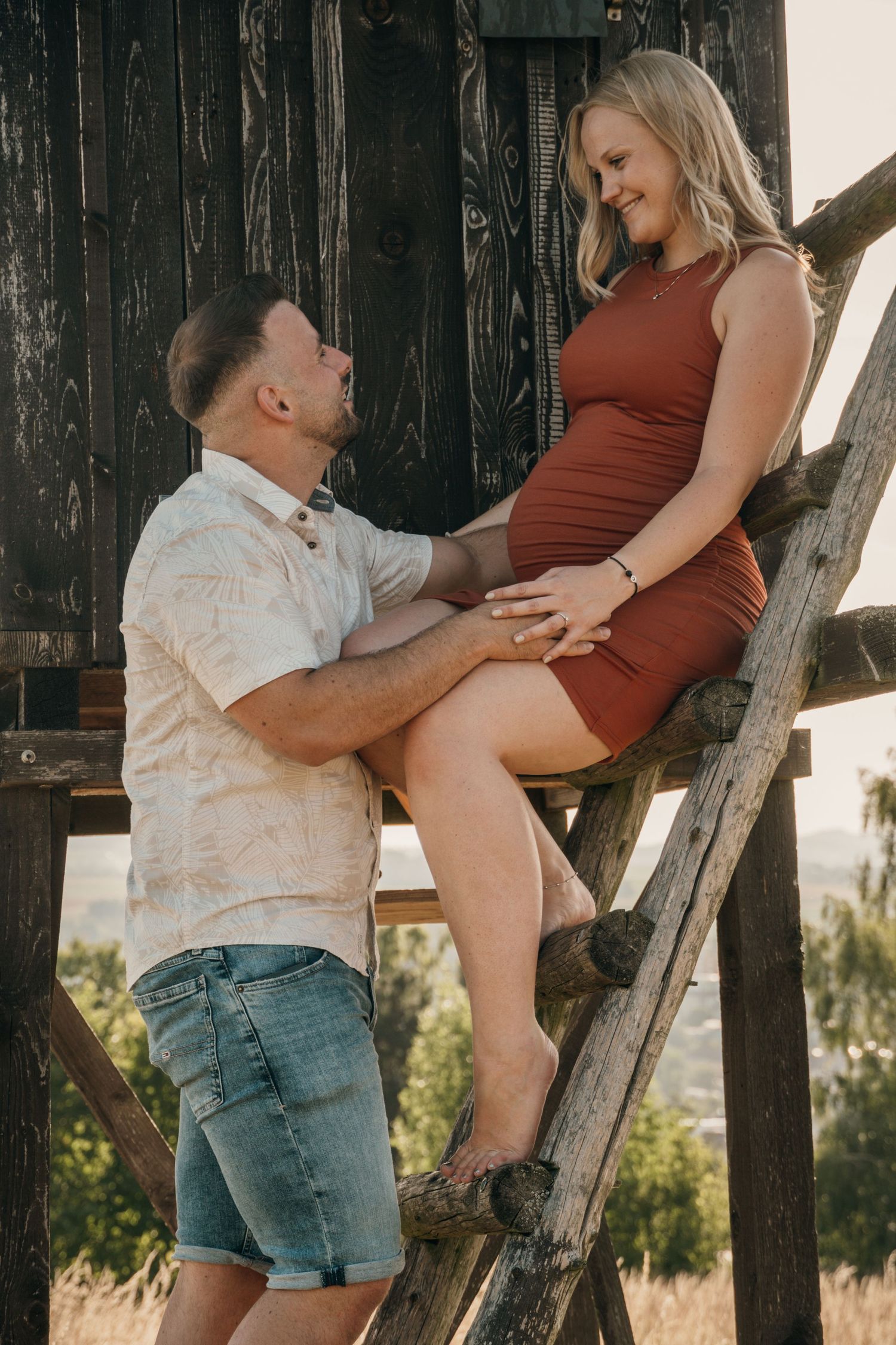 Fotografin in Pregarten im Mühlviertel für Hochzeit, Babybauch, Newborn & Familie – natürliche, emotionale Bilder.