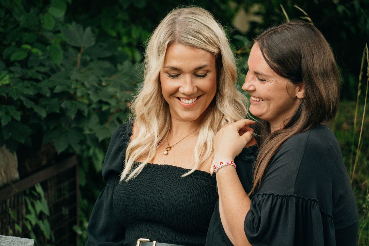 Fotografin in Pregarten im Mühlviertel für Hochzeit, Babybauch, Newborn & Familie – natürliche, emotionale Bilder.