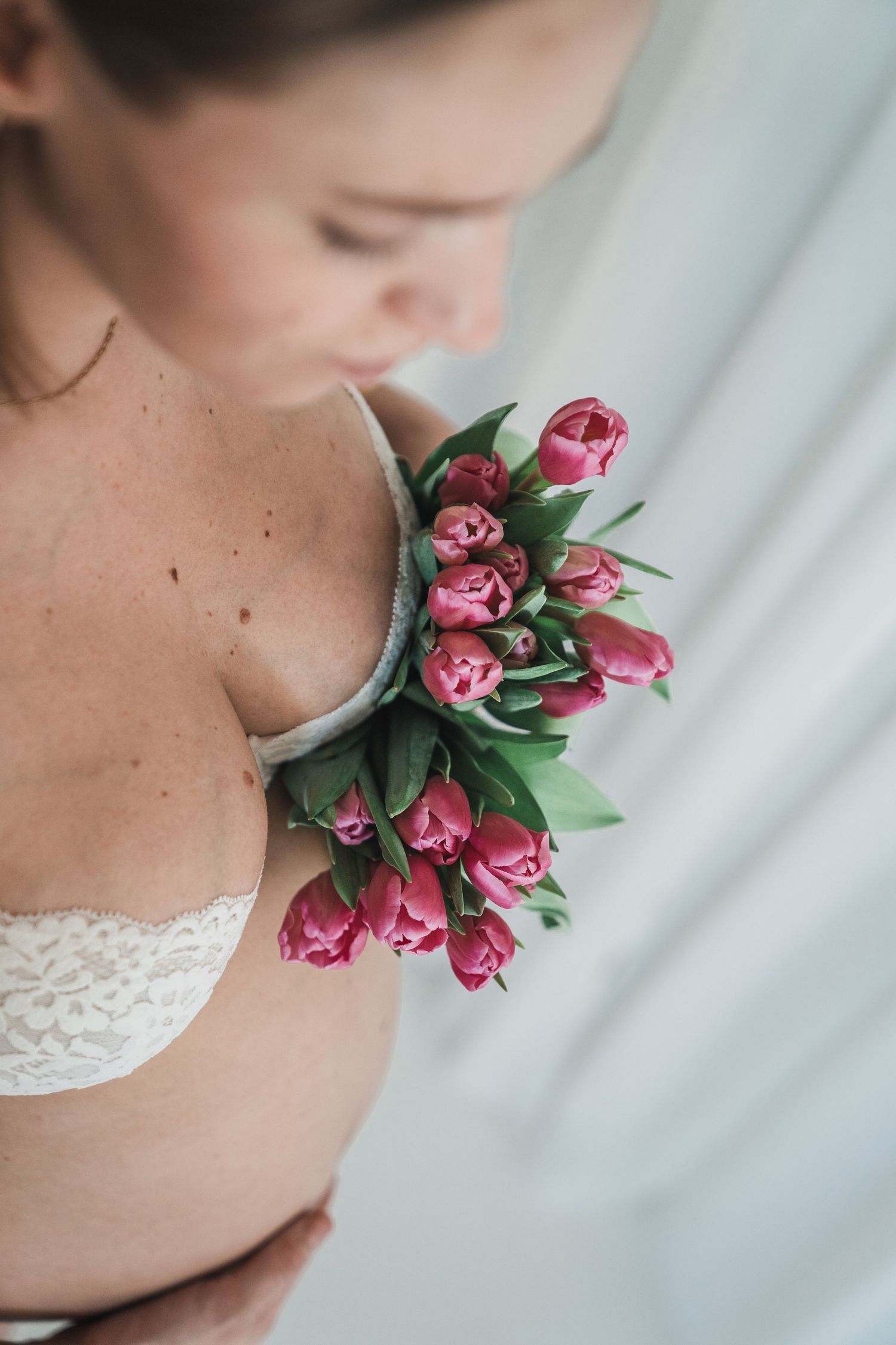 Fotografin in Pregarten im Mühlviertel für Hochzeit, Babybauch, Newborn & Familie – natürliche, emotionale Bilder.