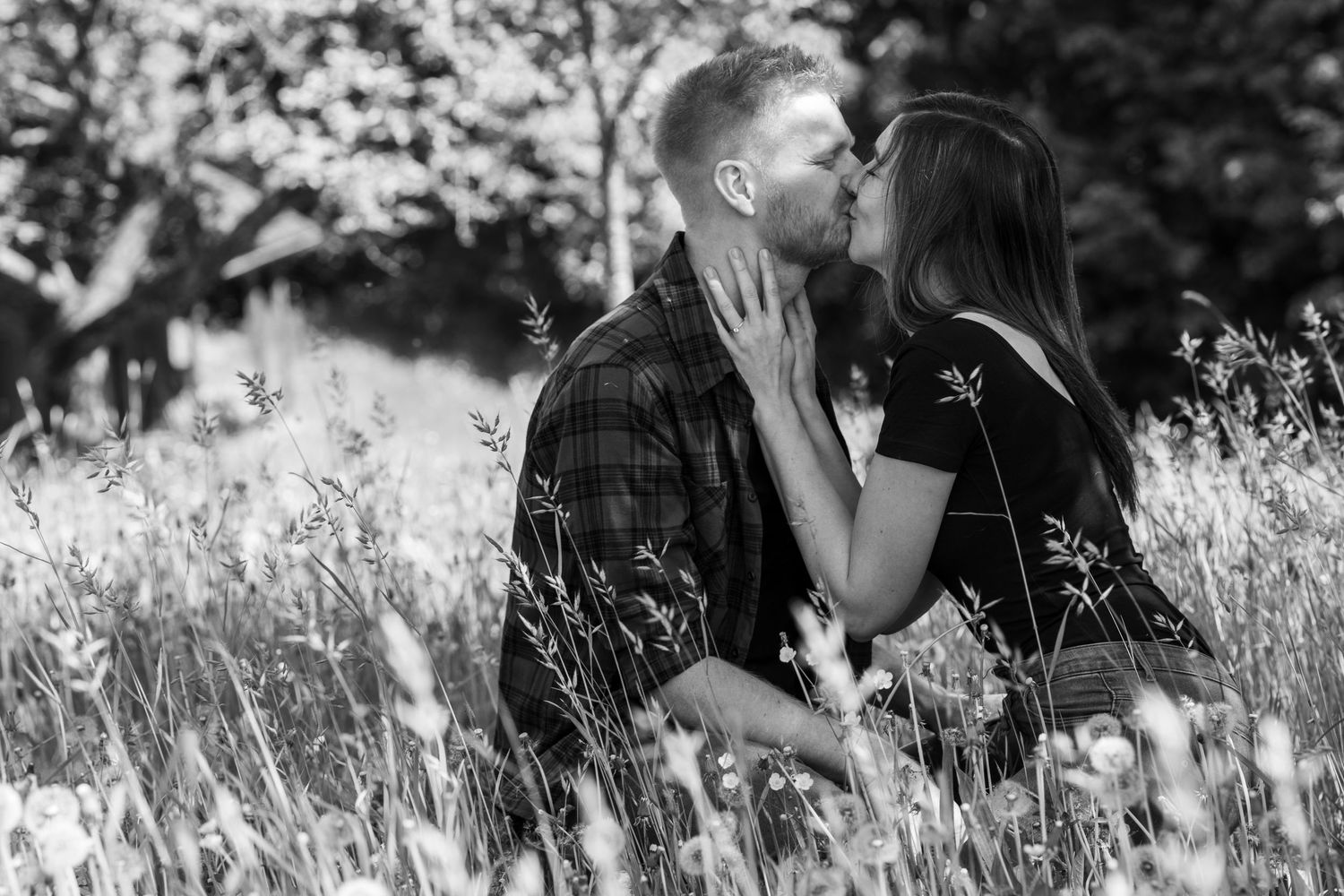Fotografin in Pregarten im Mühlviertel für Hochzeit, Babybauch, Newborn & Familie – natürliche, emotionale Bilder.