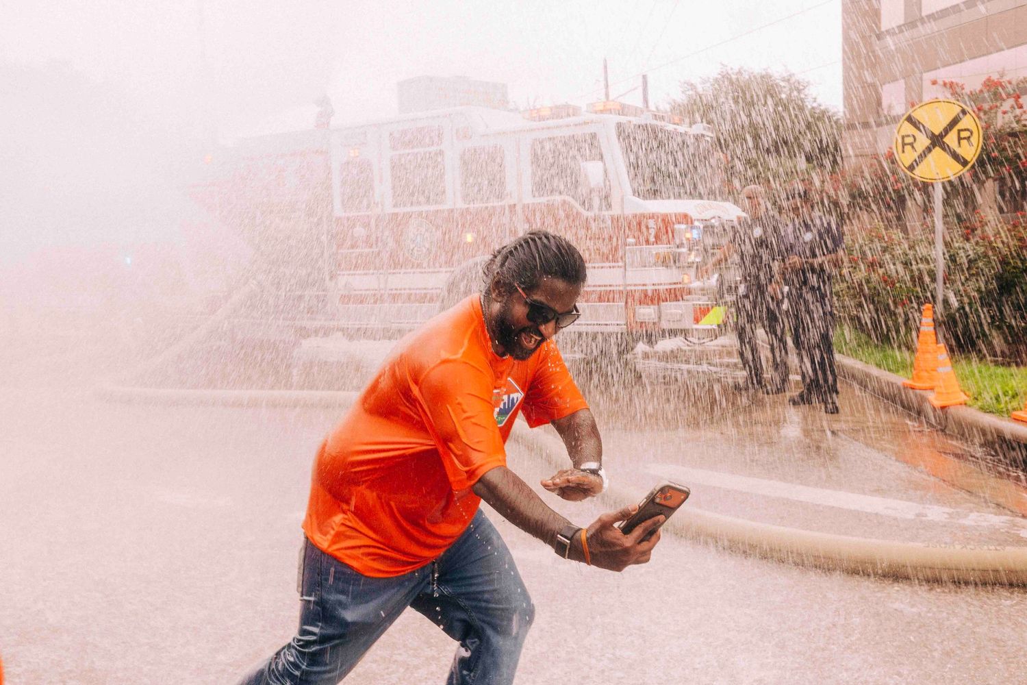 FIFA World Cup 2026 Houston | Netherland's football fan takes a selfie Orange Bus fan walk | Photos by Robert Paul