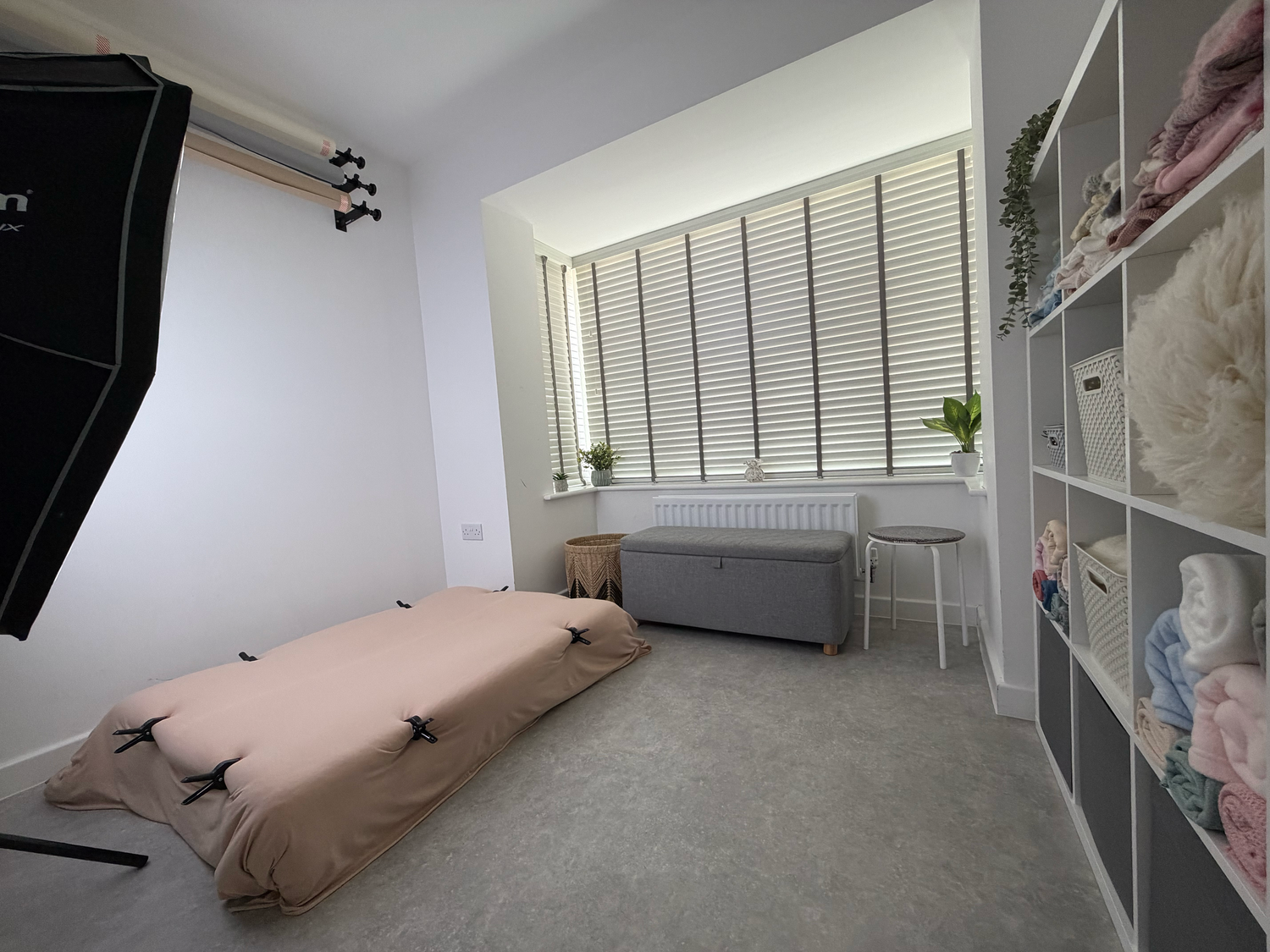 Cosy home studio in Finberry Ashford Kent