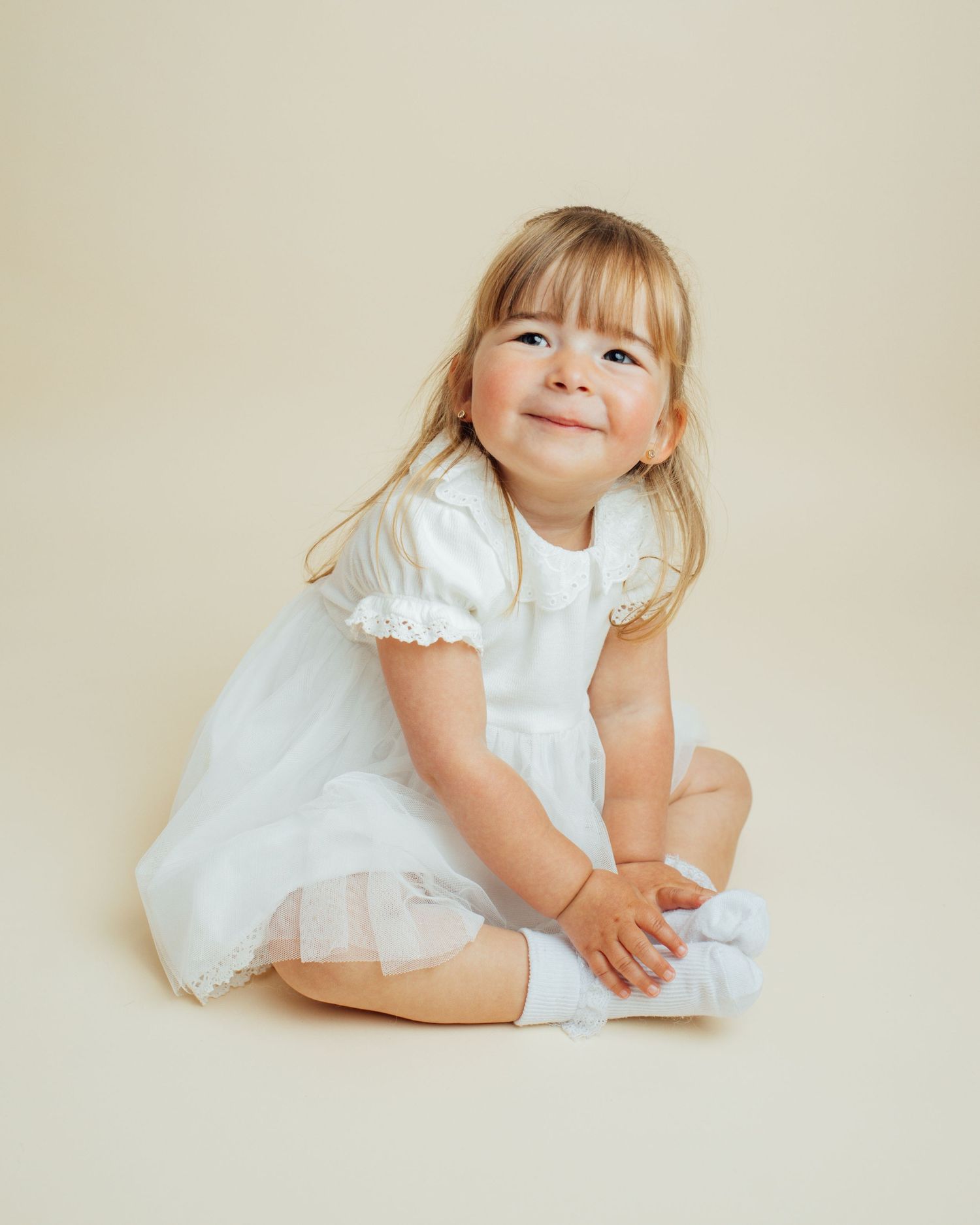 Sitting up baby sitters photoshoot