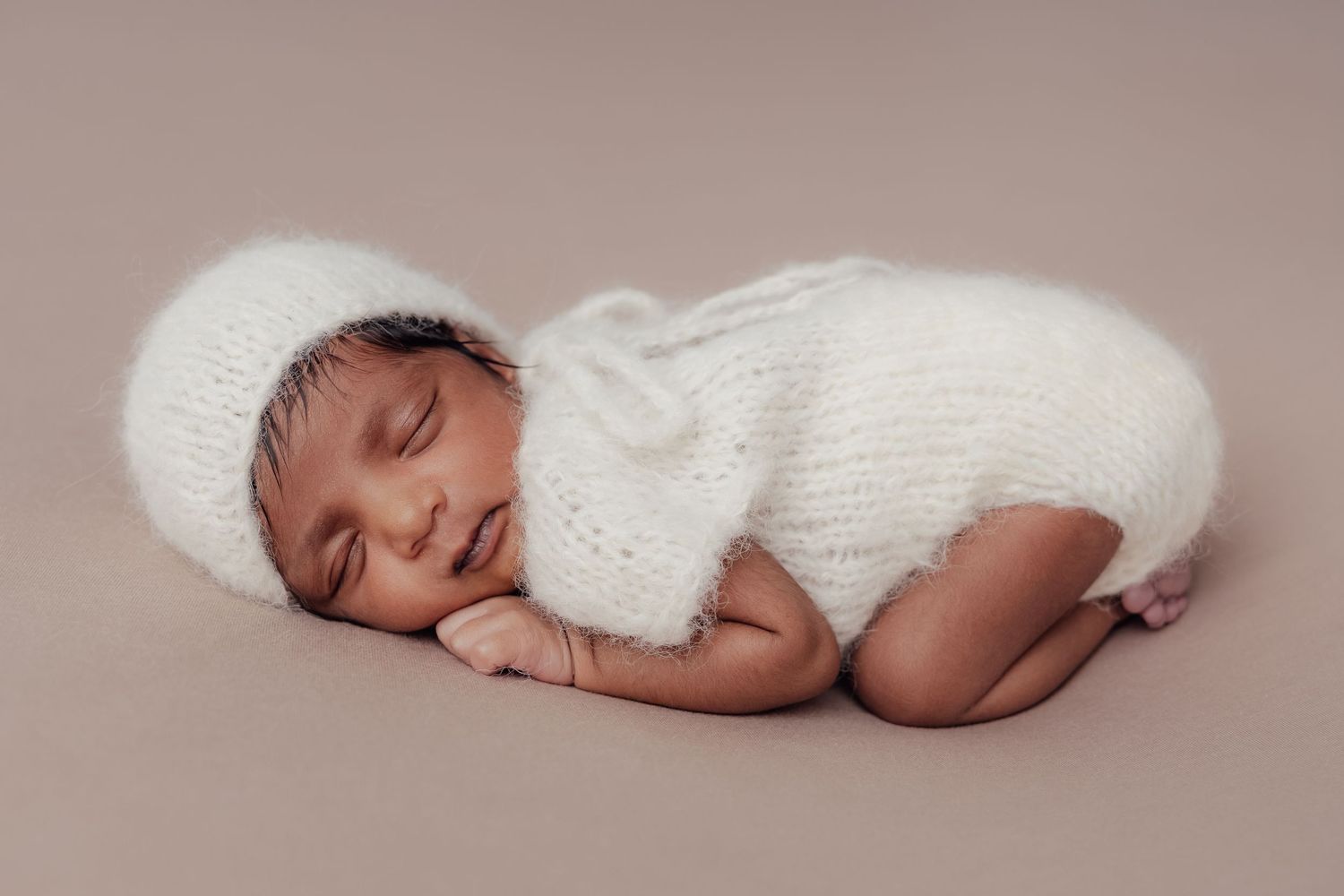 Newborn scrunch