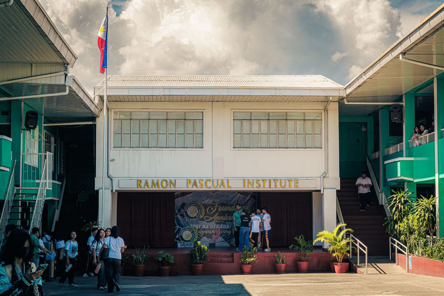 Ramon Pascual Institute at dismissal time.