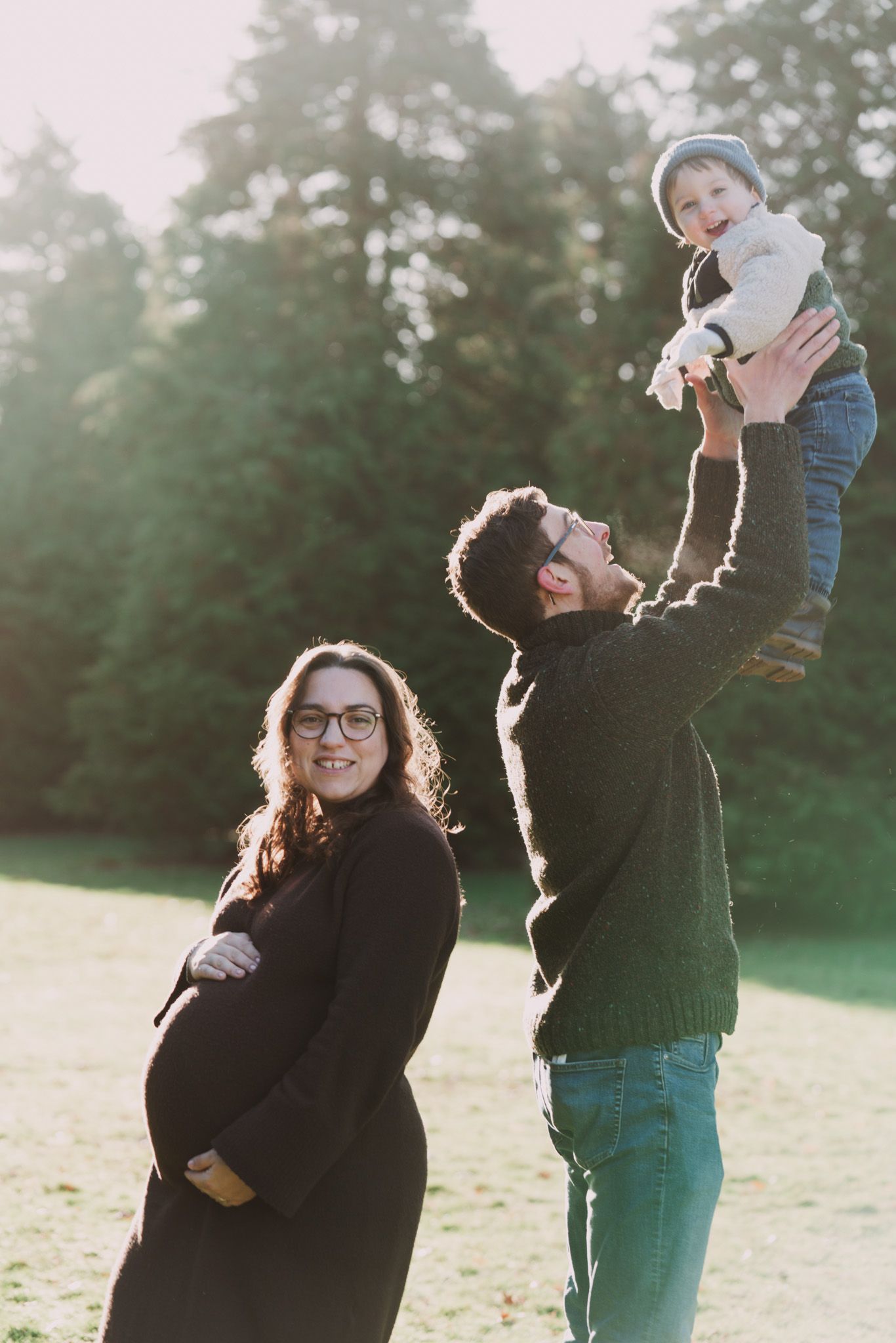 Natural light, outdoor family and maternity photos in Suffolk.