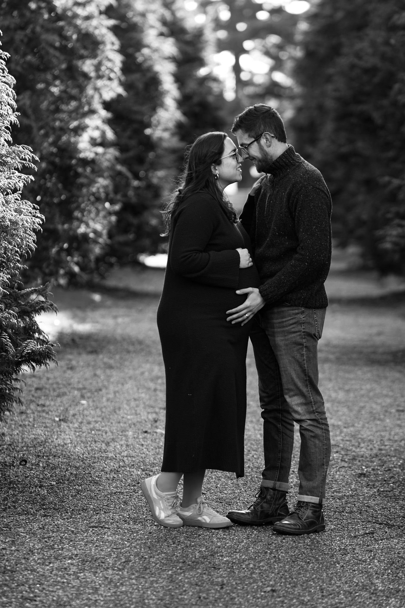 Natural light, outdoor family and maternity photos in Suffolk. Pregnant mother and partner.