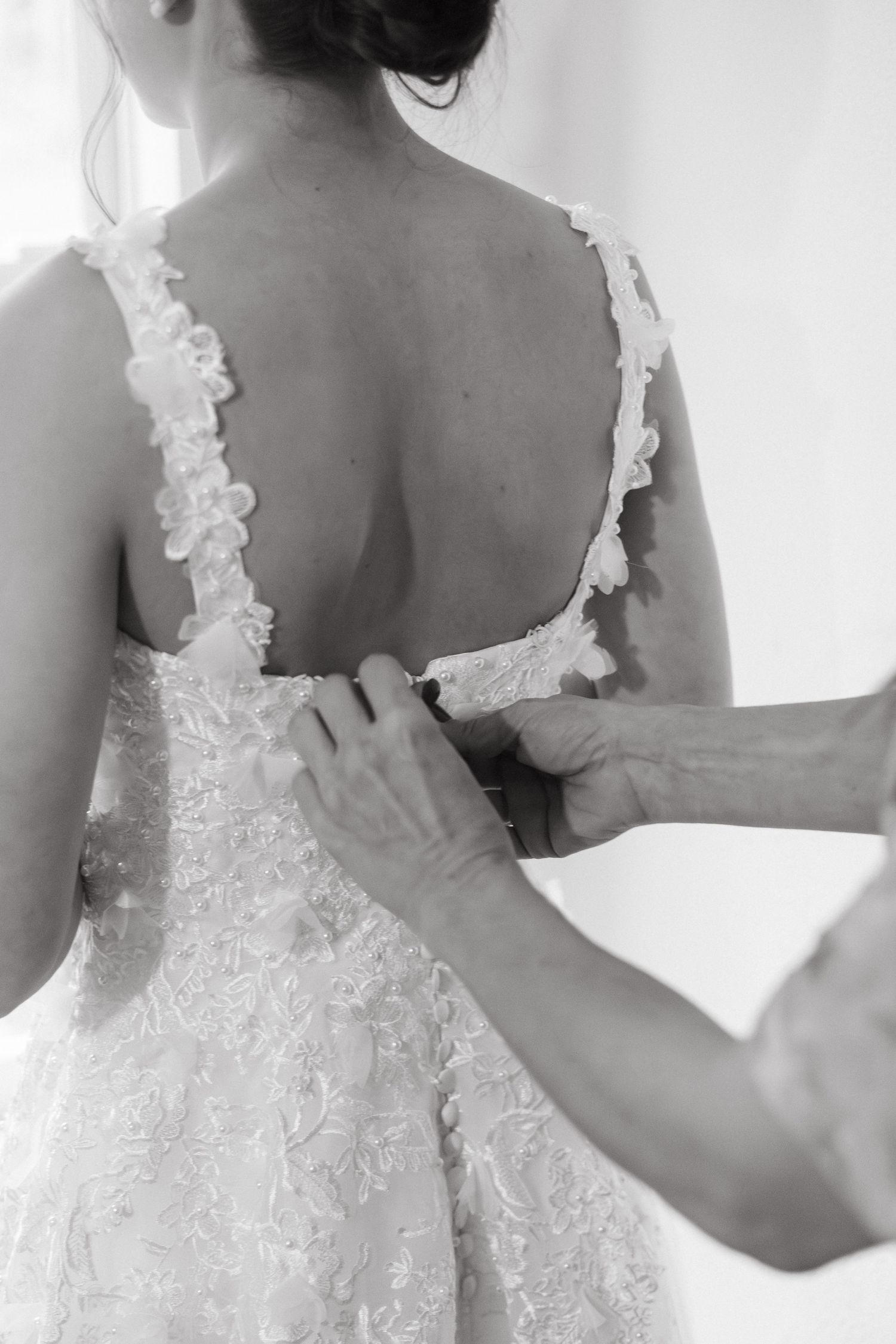 Wedding day bride getting ready Tampa Florida wedding photographer