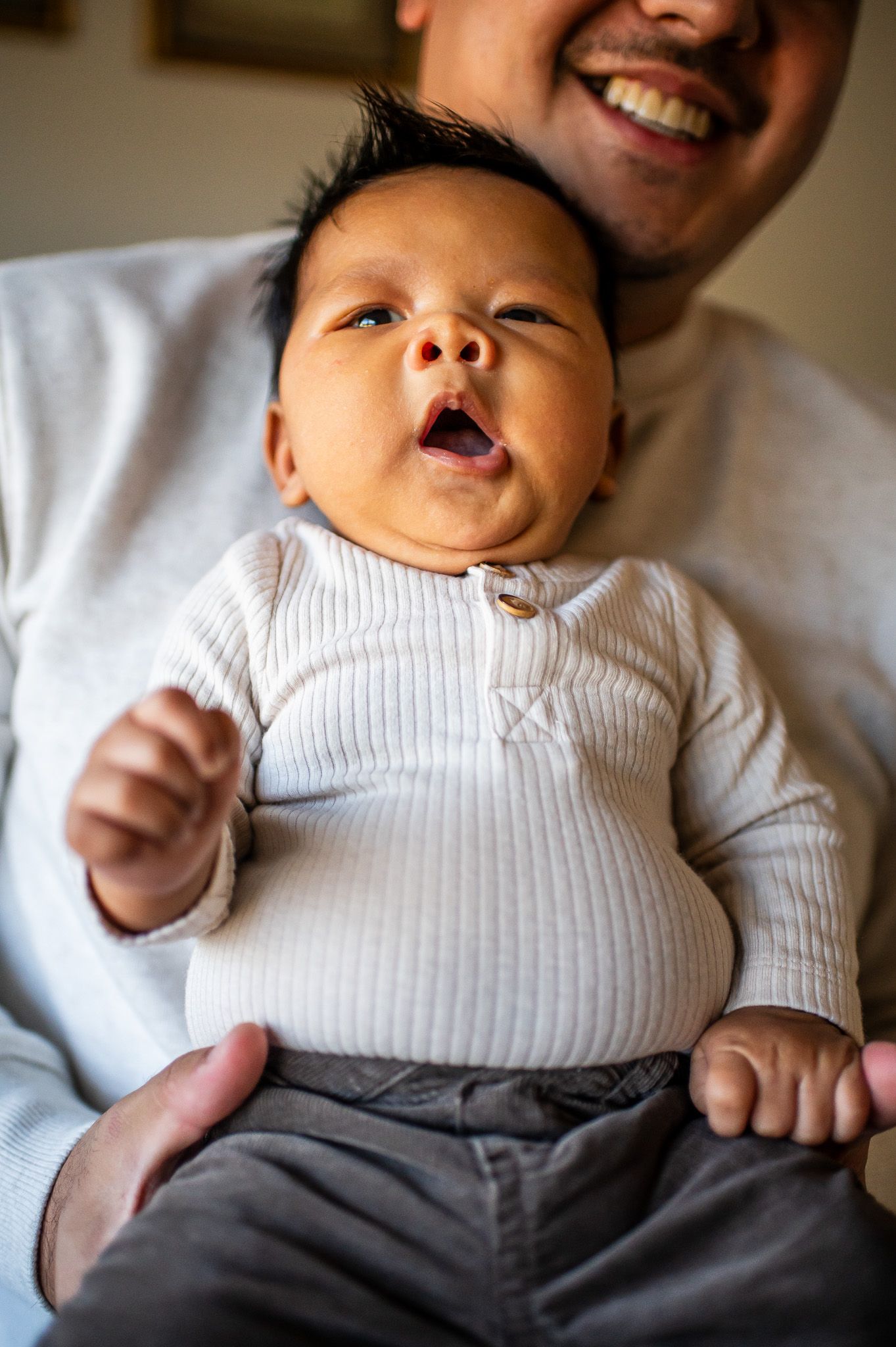 In home lifestyle newborn session temple terrace Tampa Florida wedding photographer