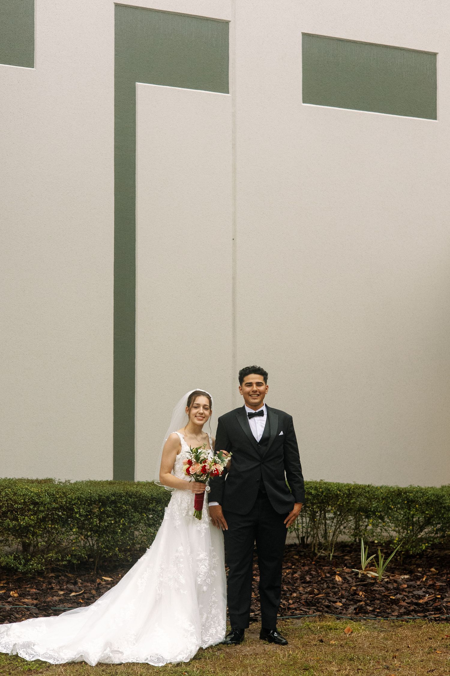 Wedding day bride and groom portraits Tampa Florida wedding photographer