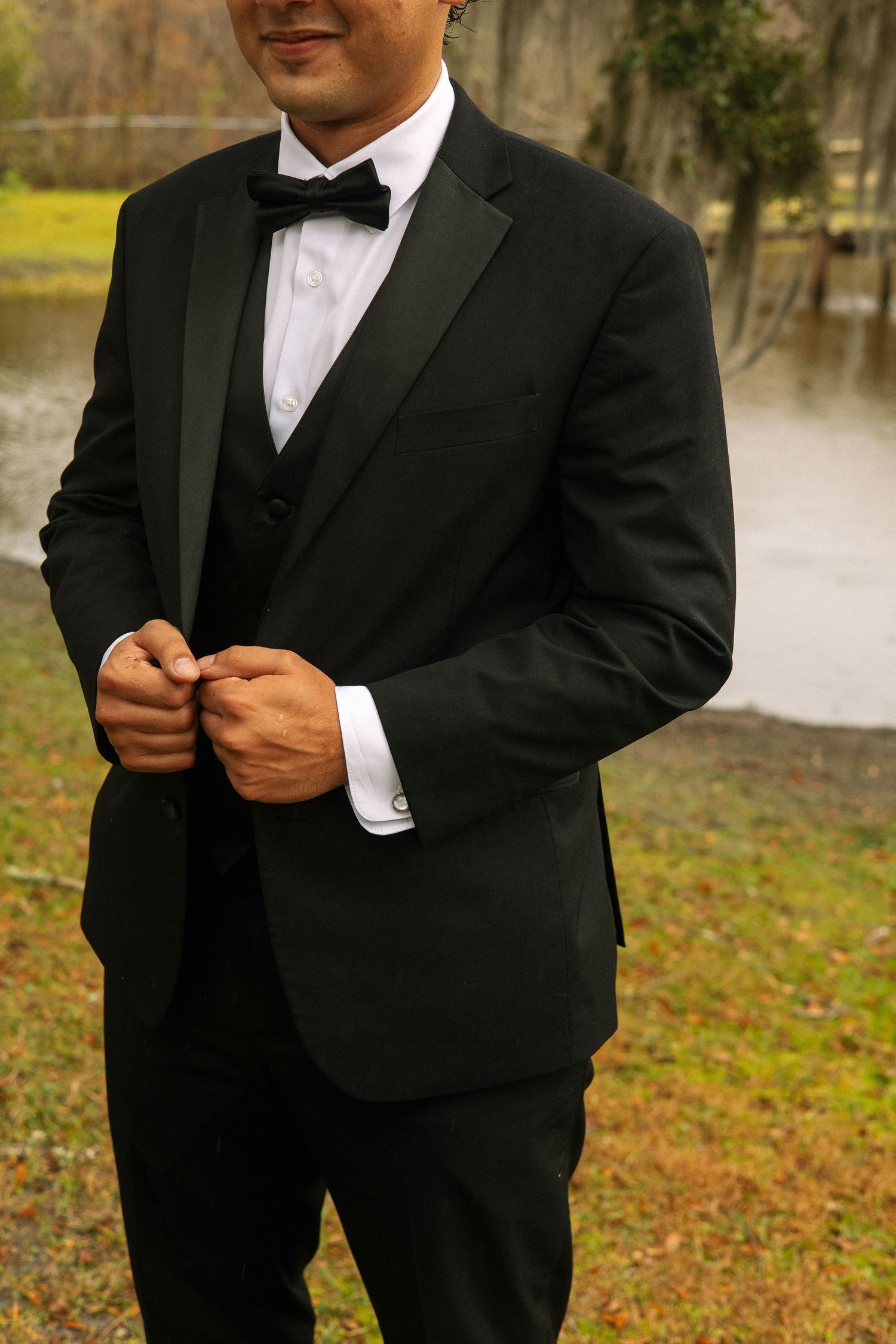 Wedding day groom getting ready Tampa Florida wedding photographer