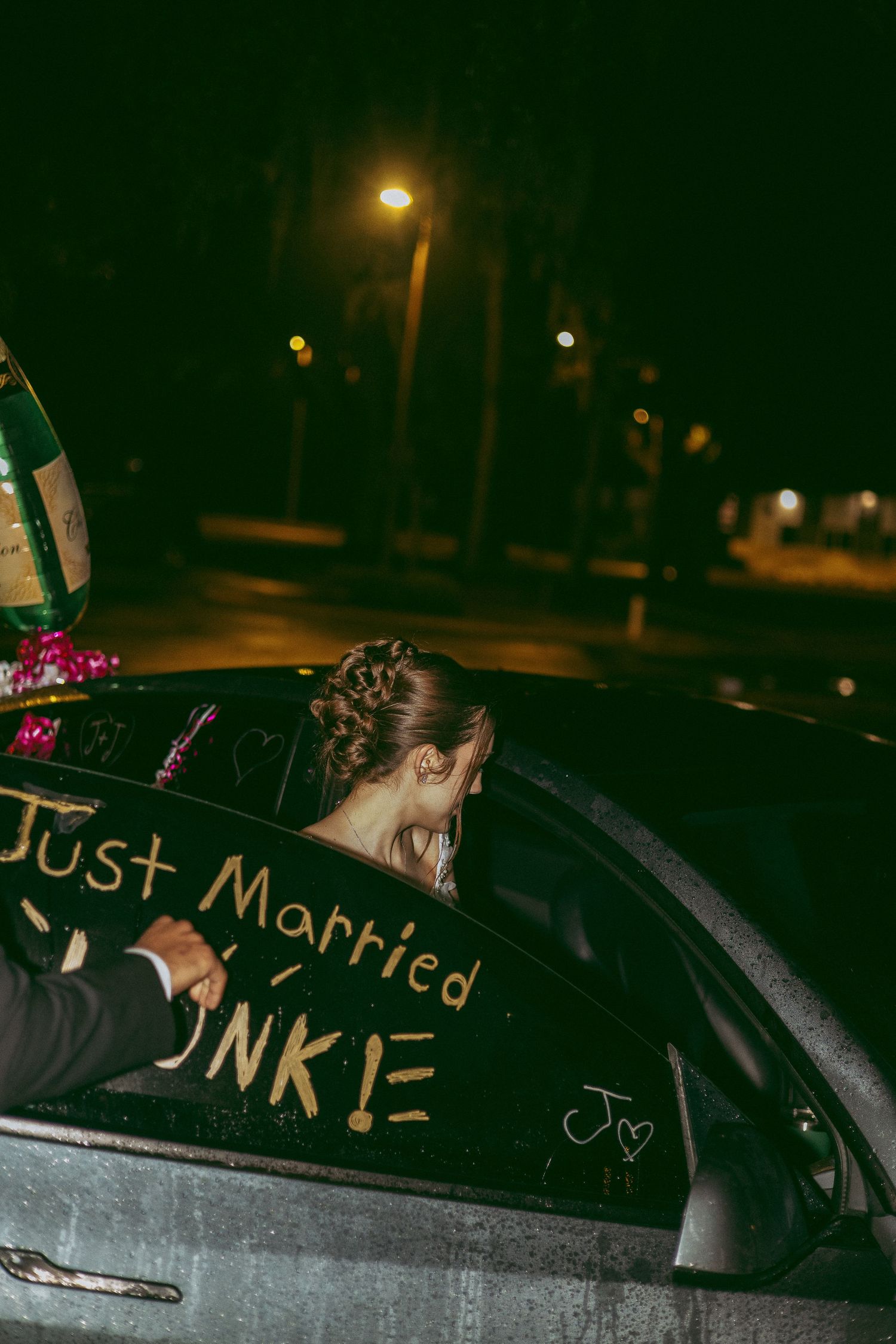 wedding day sparkler exit going away bride and groom Tampa Florida wedding photographer