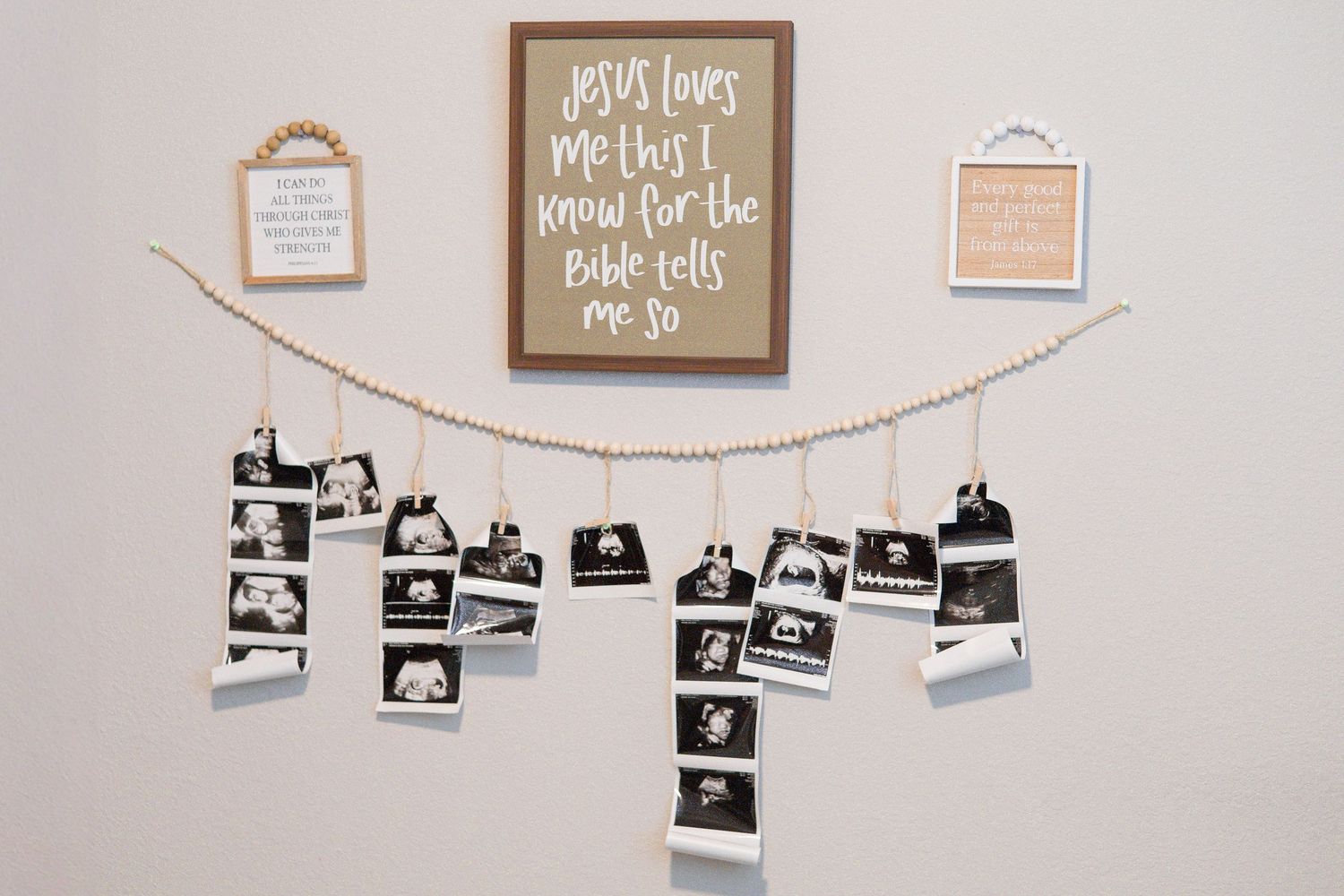 Detailed shot of baby's nursery during lifestyle newborn session in McKinney, Texas with lifestyle newborn photographer Reagan Marie