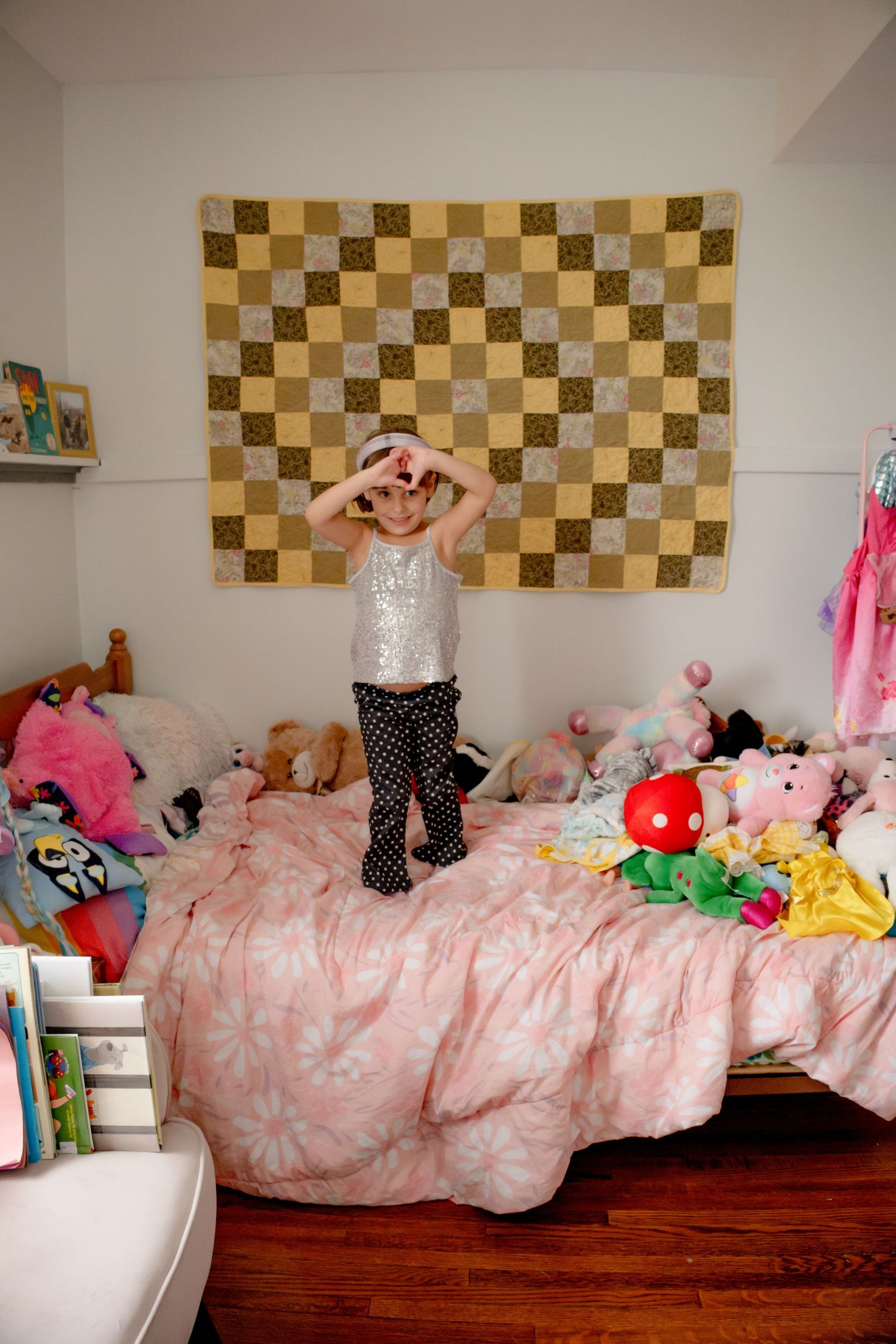 Documentary family photography focused on real moments