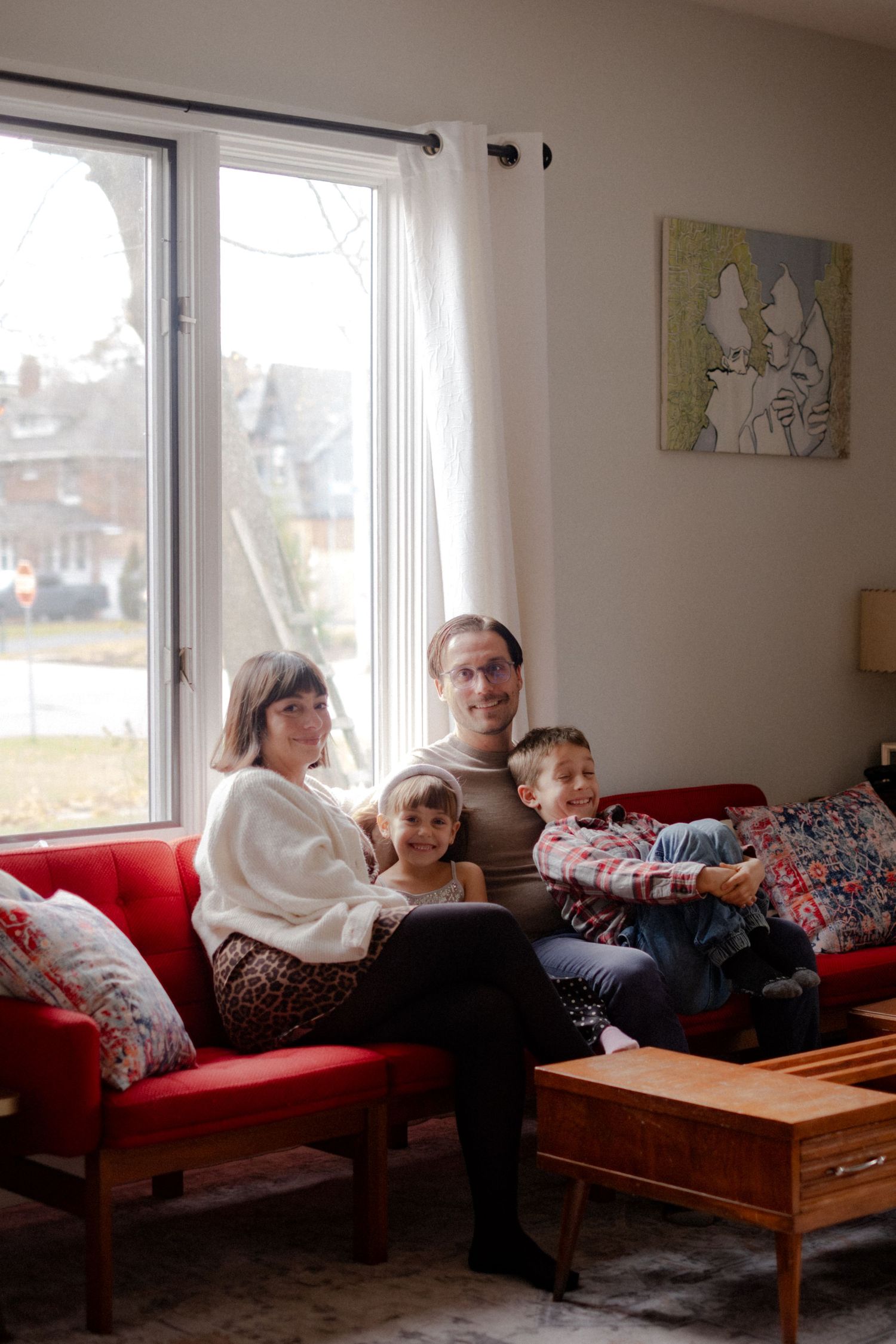 Documentary family photography focused on real moments