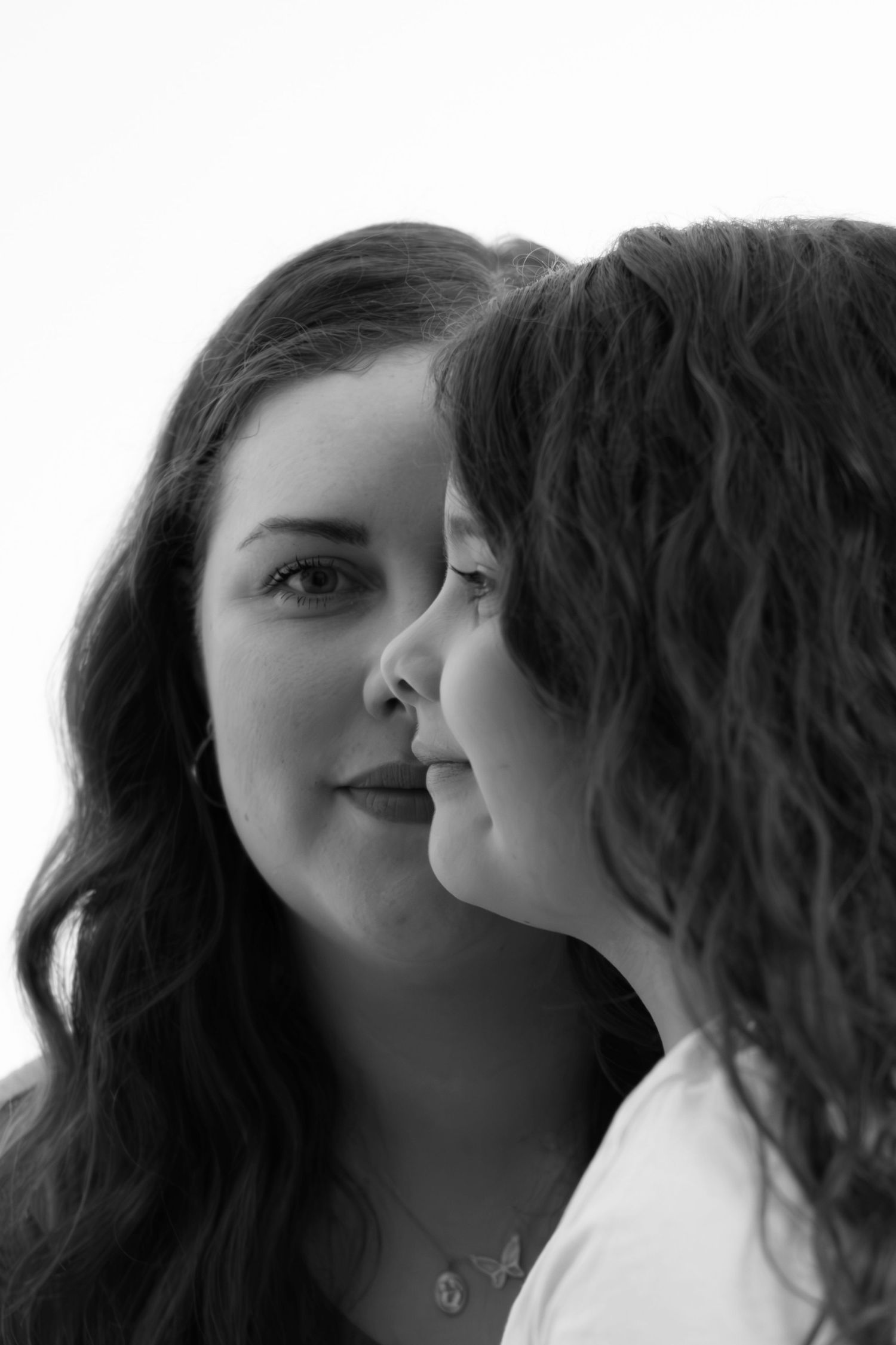 Lifestyle family photography capturing natural interaction and connection