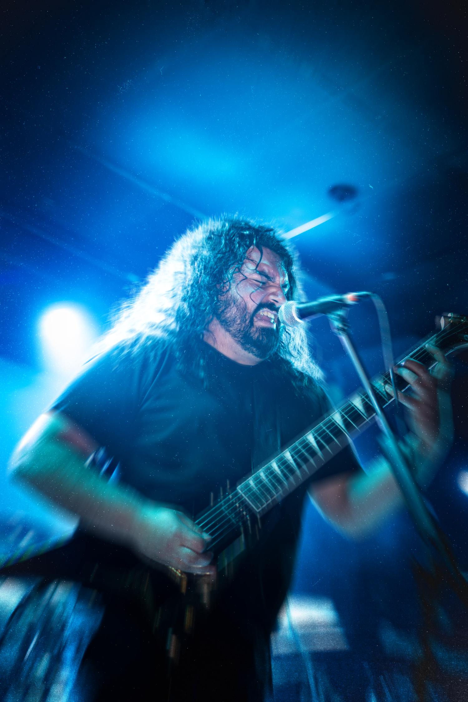 Live event photography showcasing candid interactions. Concert photography and videography in Sault Ste. Marie.