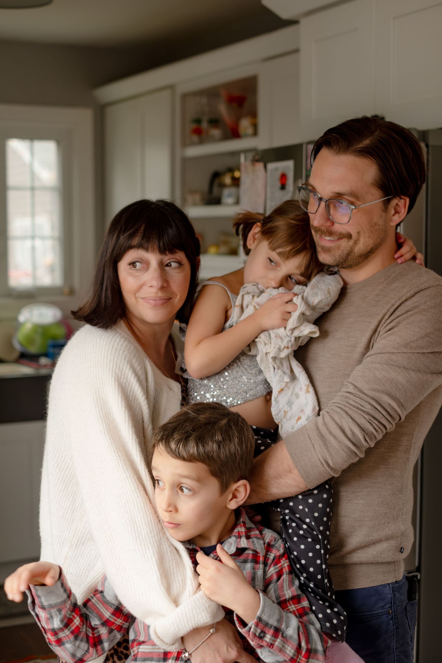 Lifestyle family photography capturing natural interaction and connection