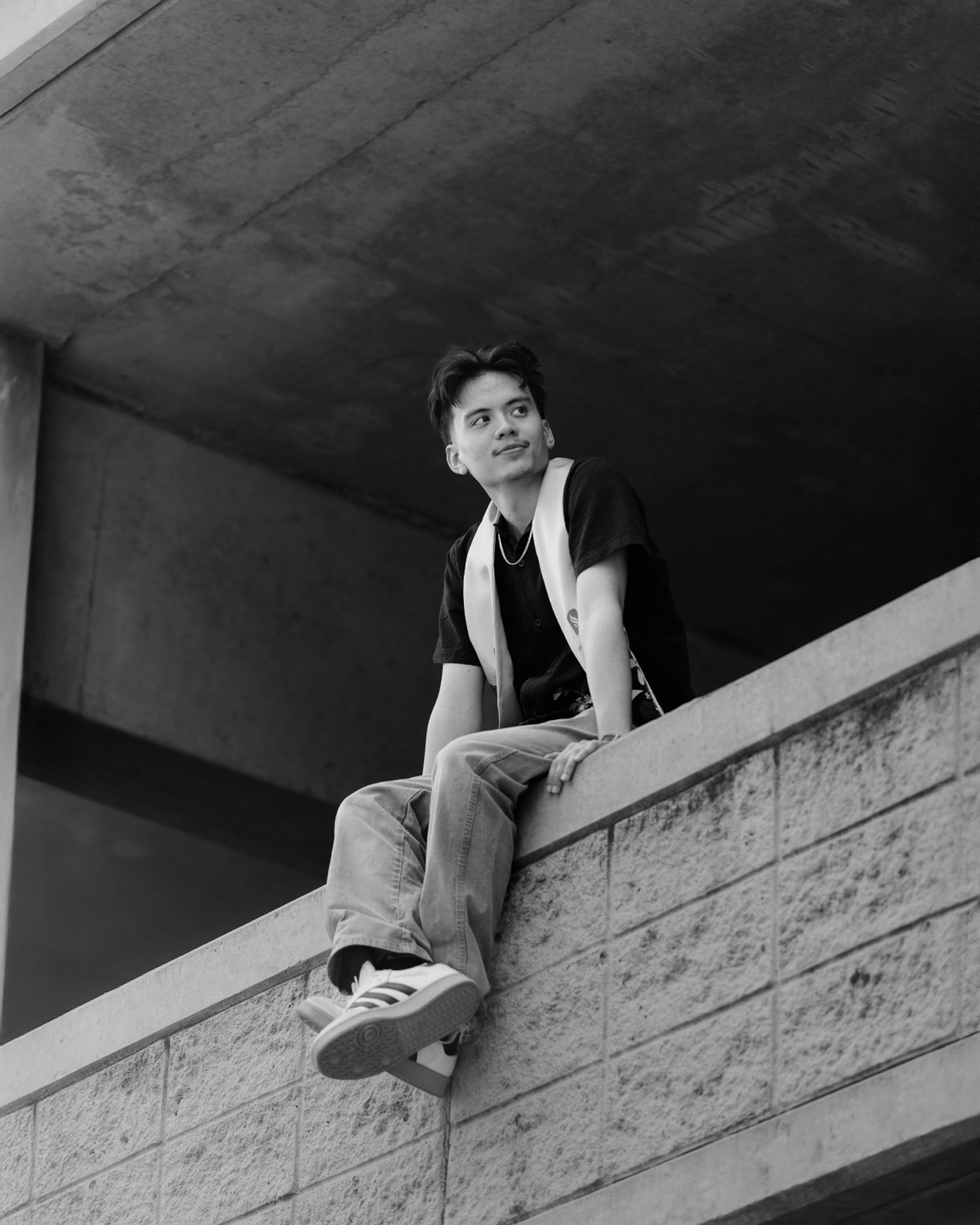 modern downtown sacramento state senior portrait
