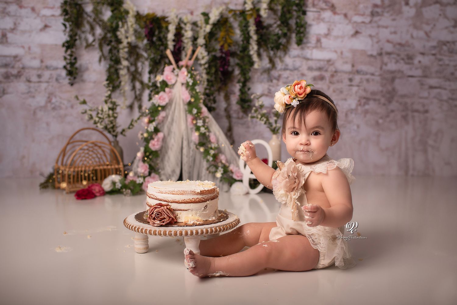 Boho baby girl Cake Smash photoshoot with flowers & teepee; first year birthday photoshoot baby girl flowers; Lexington,