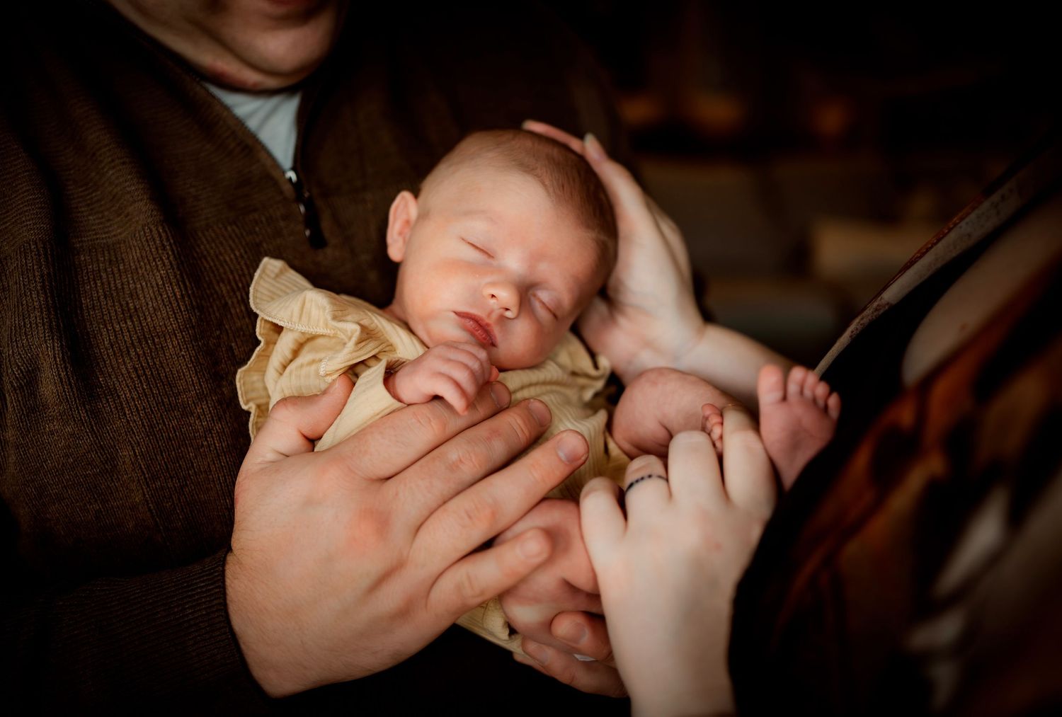 huntsville in home newborn studio lifestyle photographer