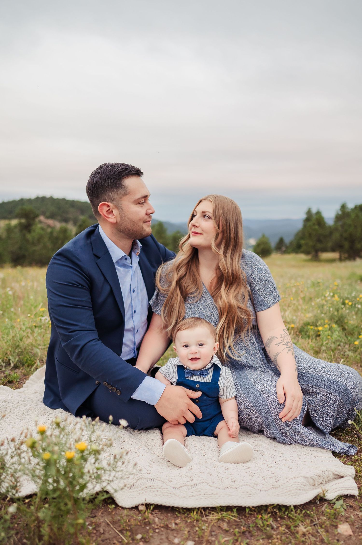 Mountain family photographer in Morrison Colorado. Candid photographer based in Denver Colorado