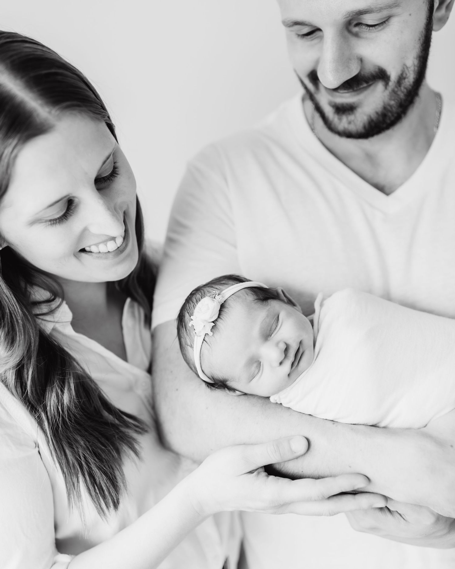 Posed Newborn Photographer based in Denver Colorado offering in Studio Newborn Photo sessions. Centennial Colorado photography studio