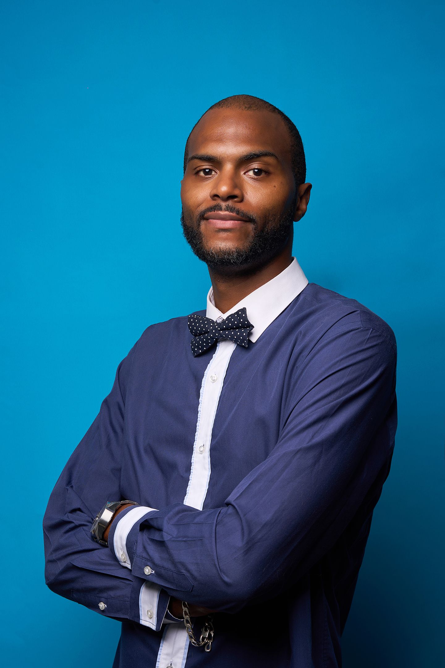 Portrait de Kelvin Vallejo type studio