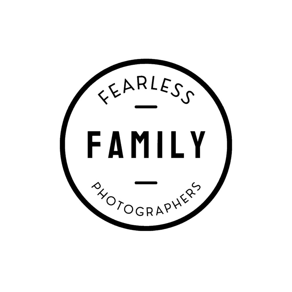 Logo of Fearless Family Photographers, a global directory of the best family photographers in the world.