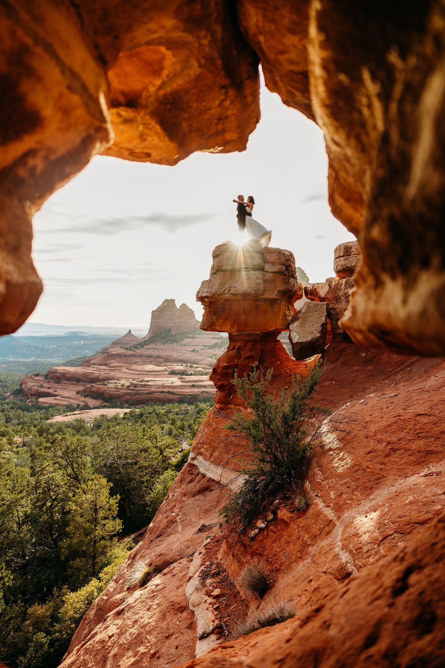 elopement couple at merry go round round in Sedona Arizona